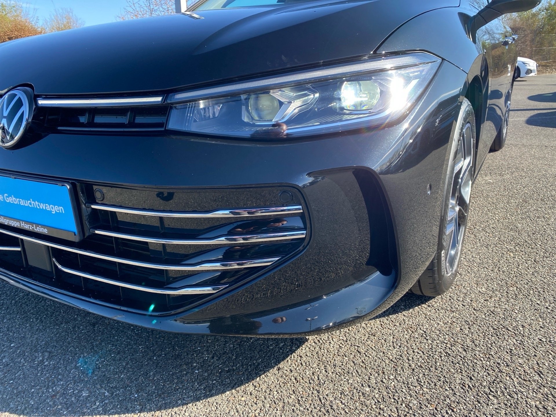 Passat Variant 2.0 TDI Elegance DSG Matrix Navi ACC AHK Leder