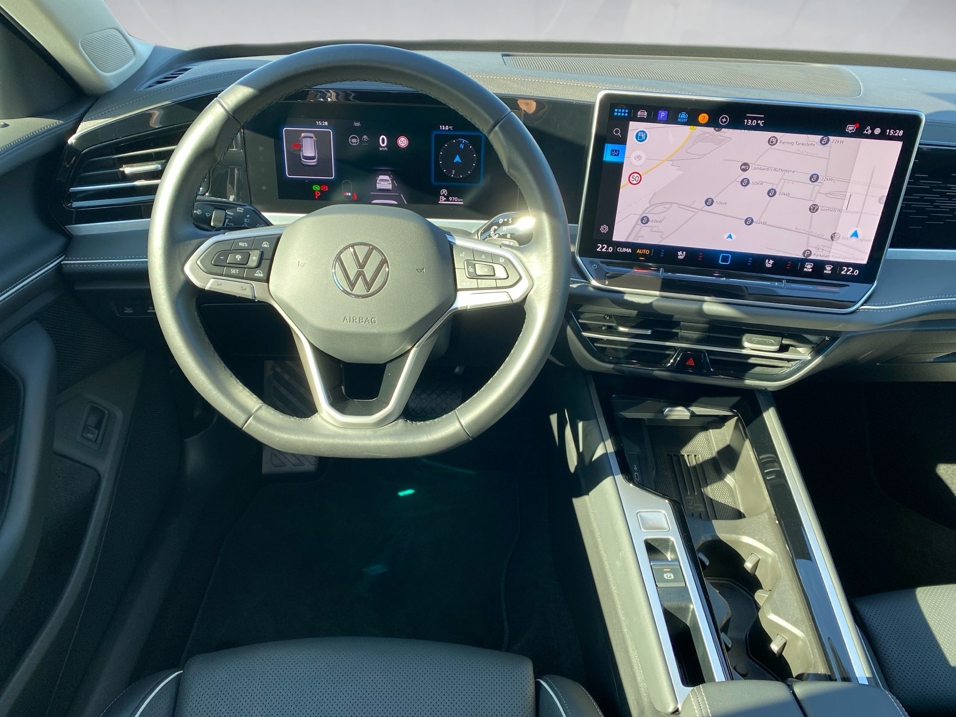 Passat Variant 2.0 TDI Elegance DSG Matrix Navi ACC AHK Leder