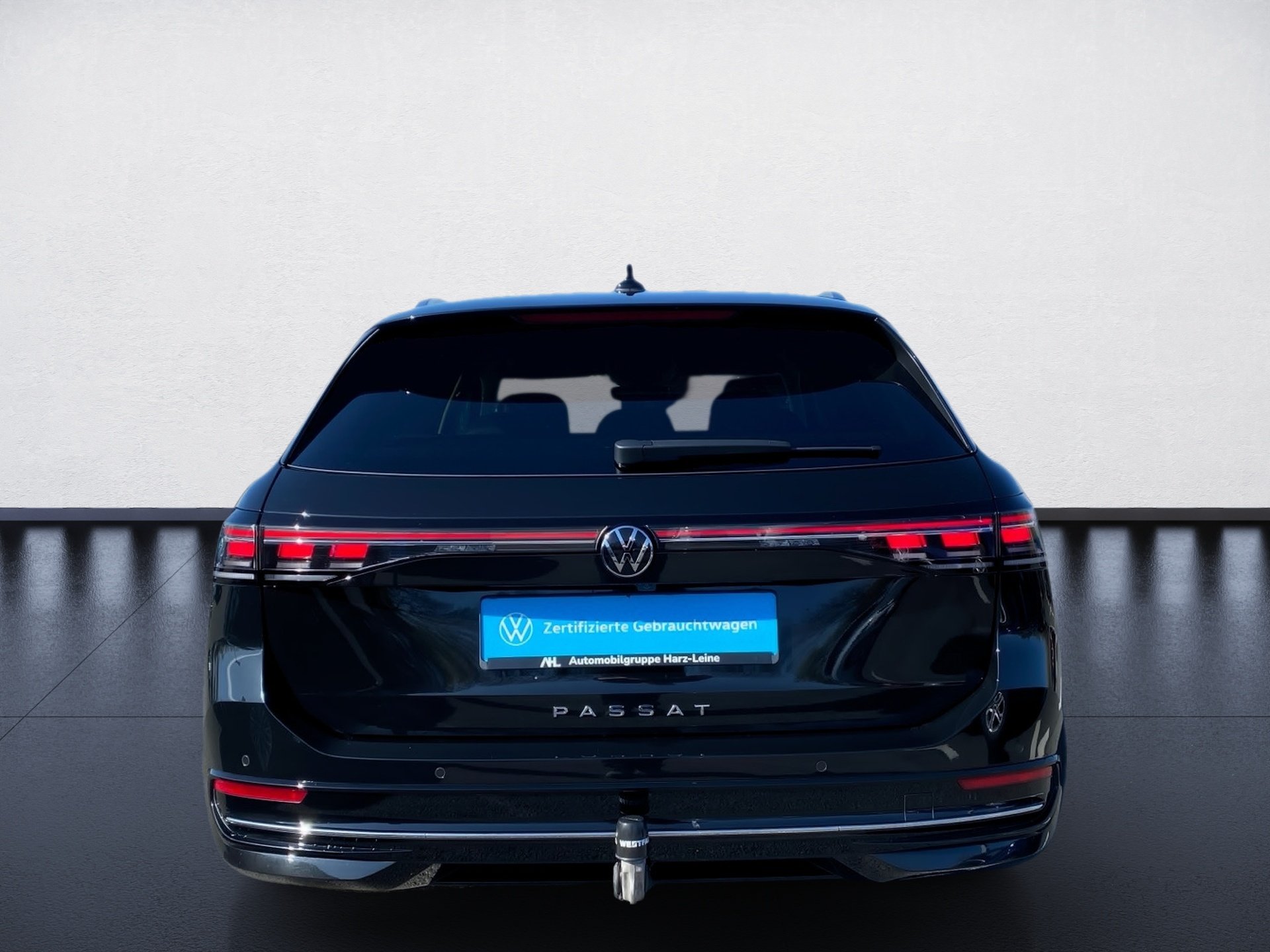 Passat Variant 2.0 TDI Elegance DSG Matrix Navi ACC AHK Leder