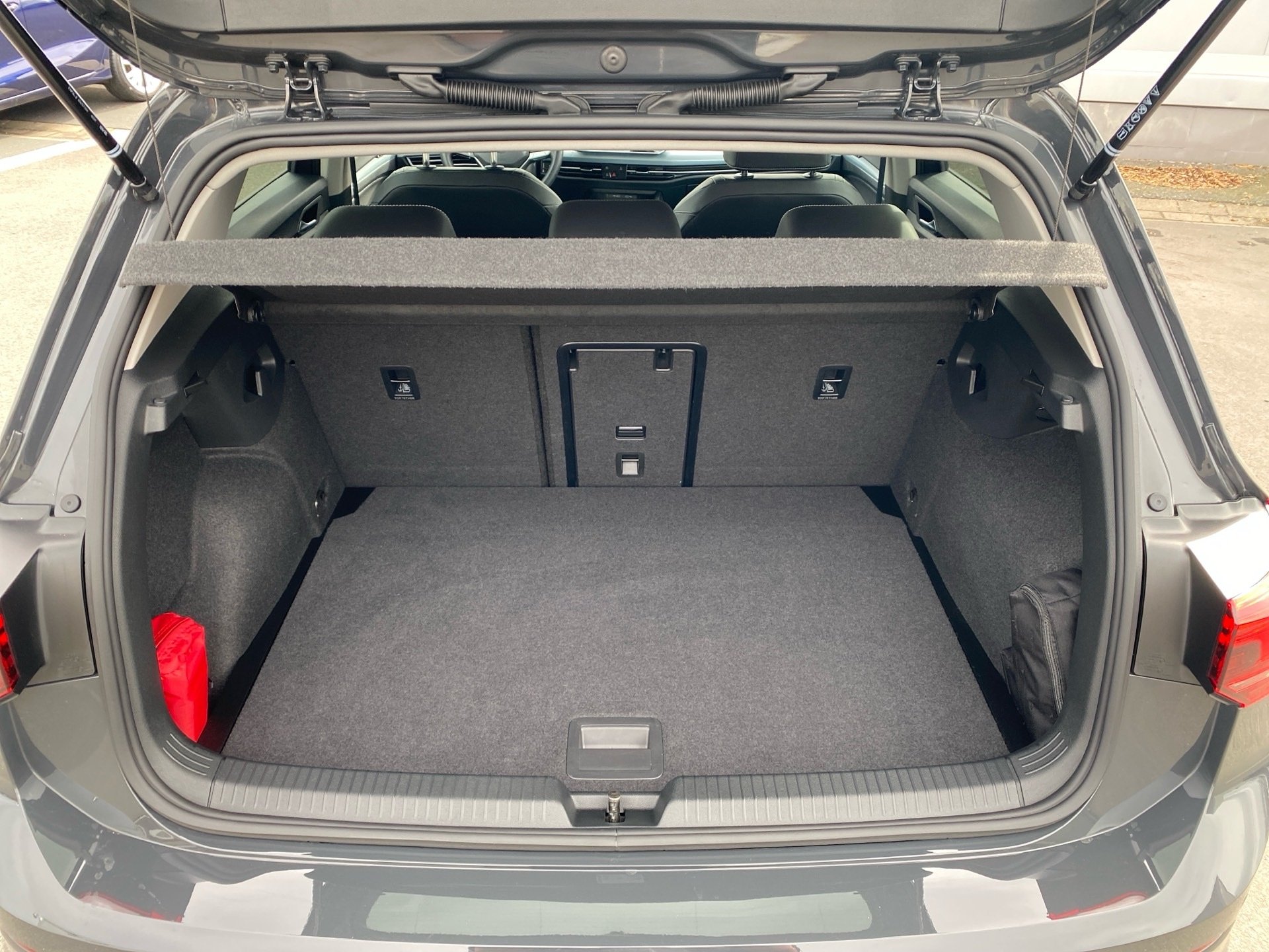 Golf VIII 1.5 TSI Goal LED Navi ACC RFK ACC Kam.