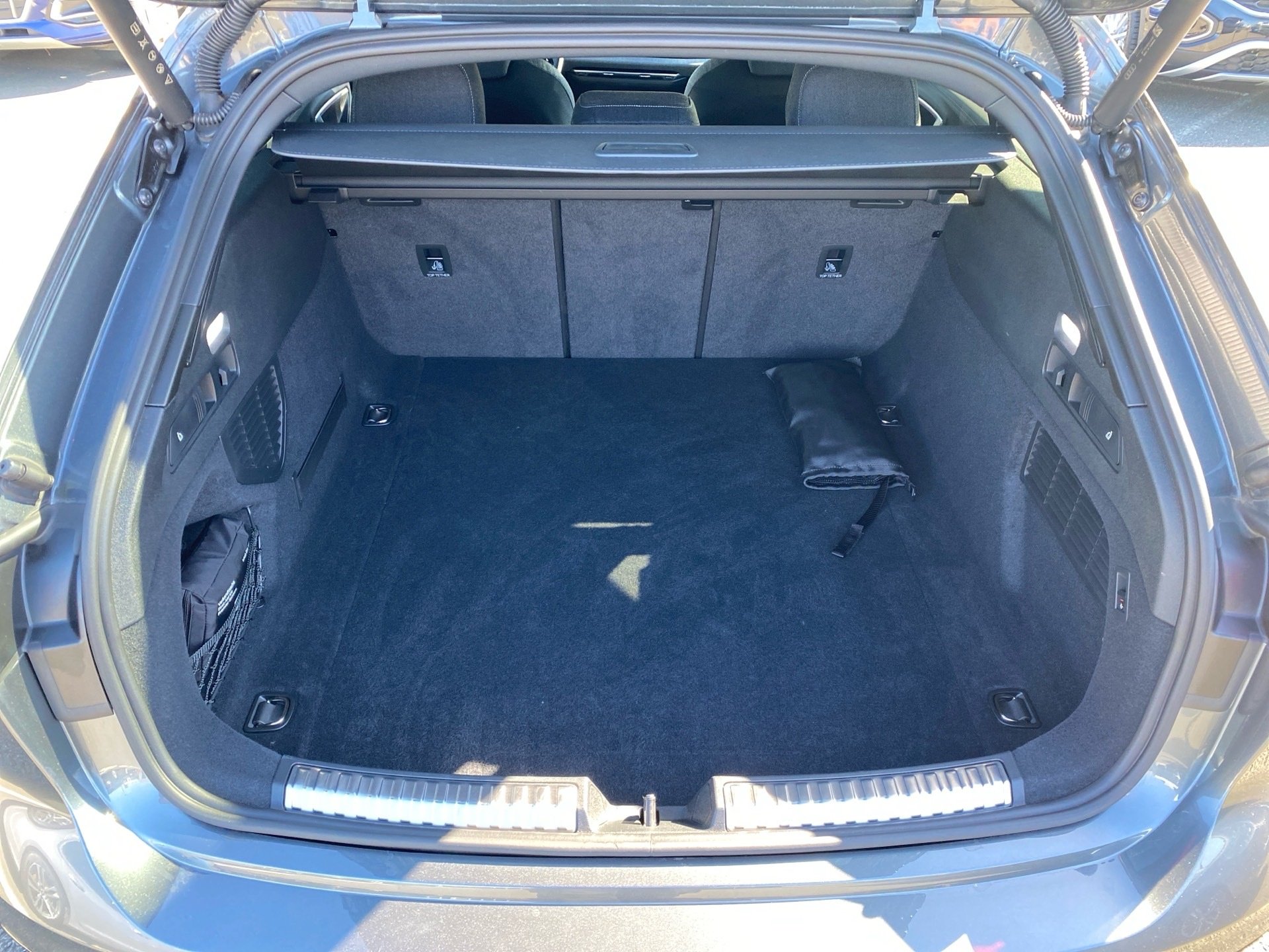 A5 Avant TDI S line S-tronic LED Navi ACC RFK AHK