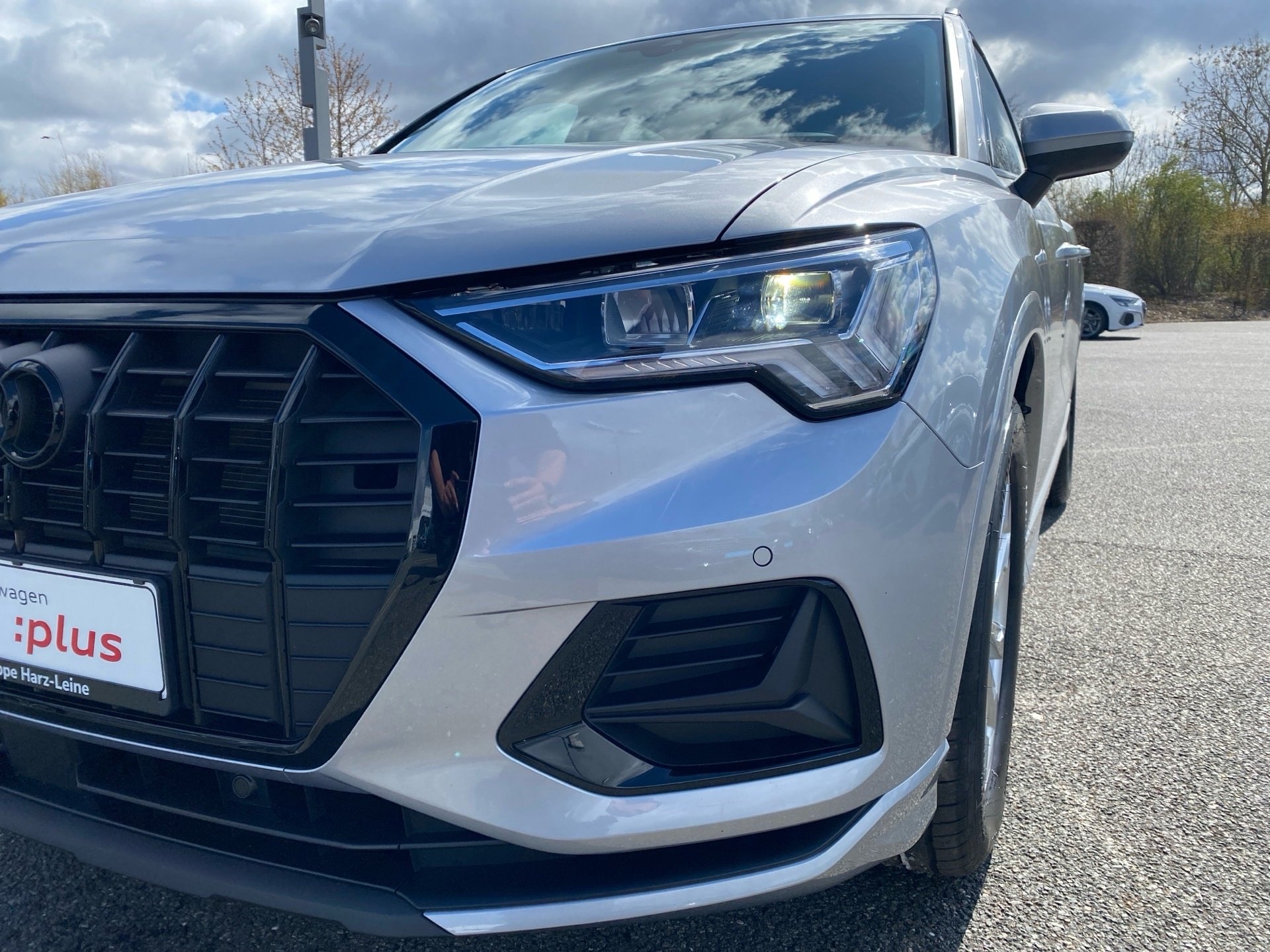 Q3 Sportback 35 TFSI advanced S-tronic LED Navi ACC AHK