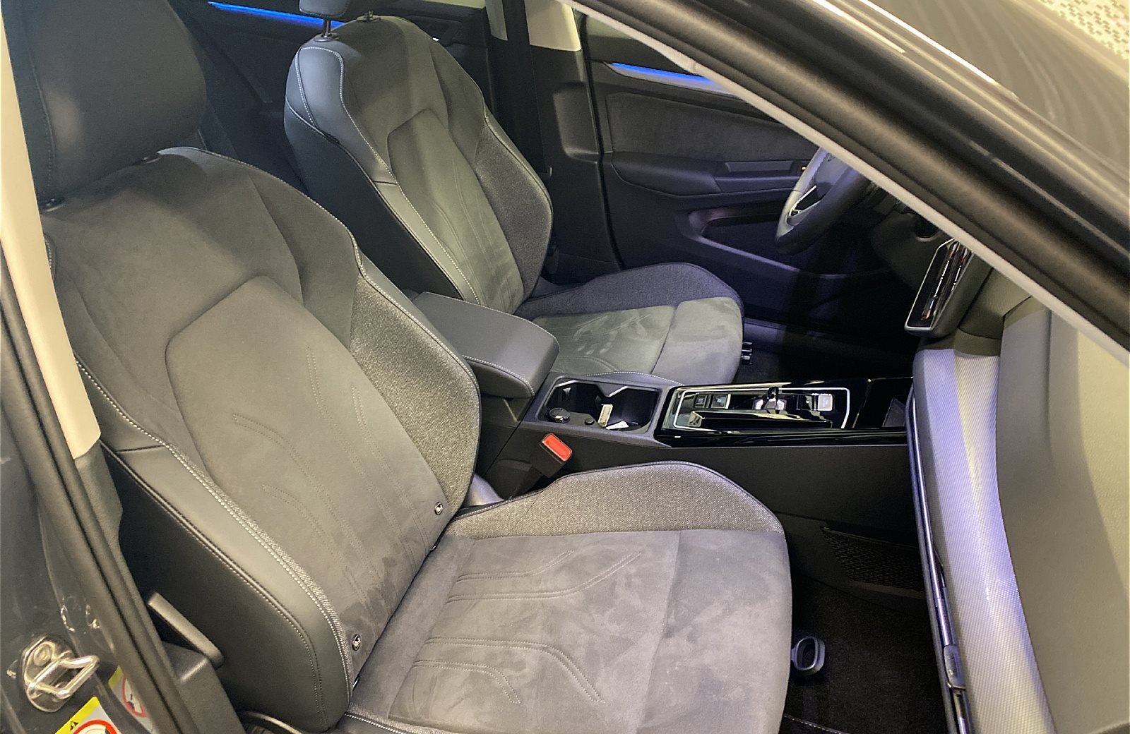 Golf VIII Style 1.5 eHybrid ACC AHK AUT HUD Kam.