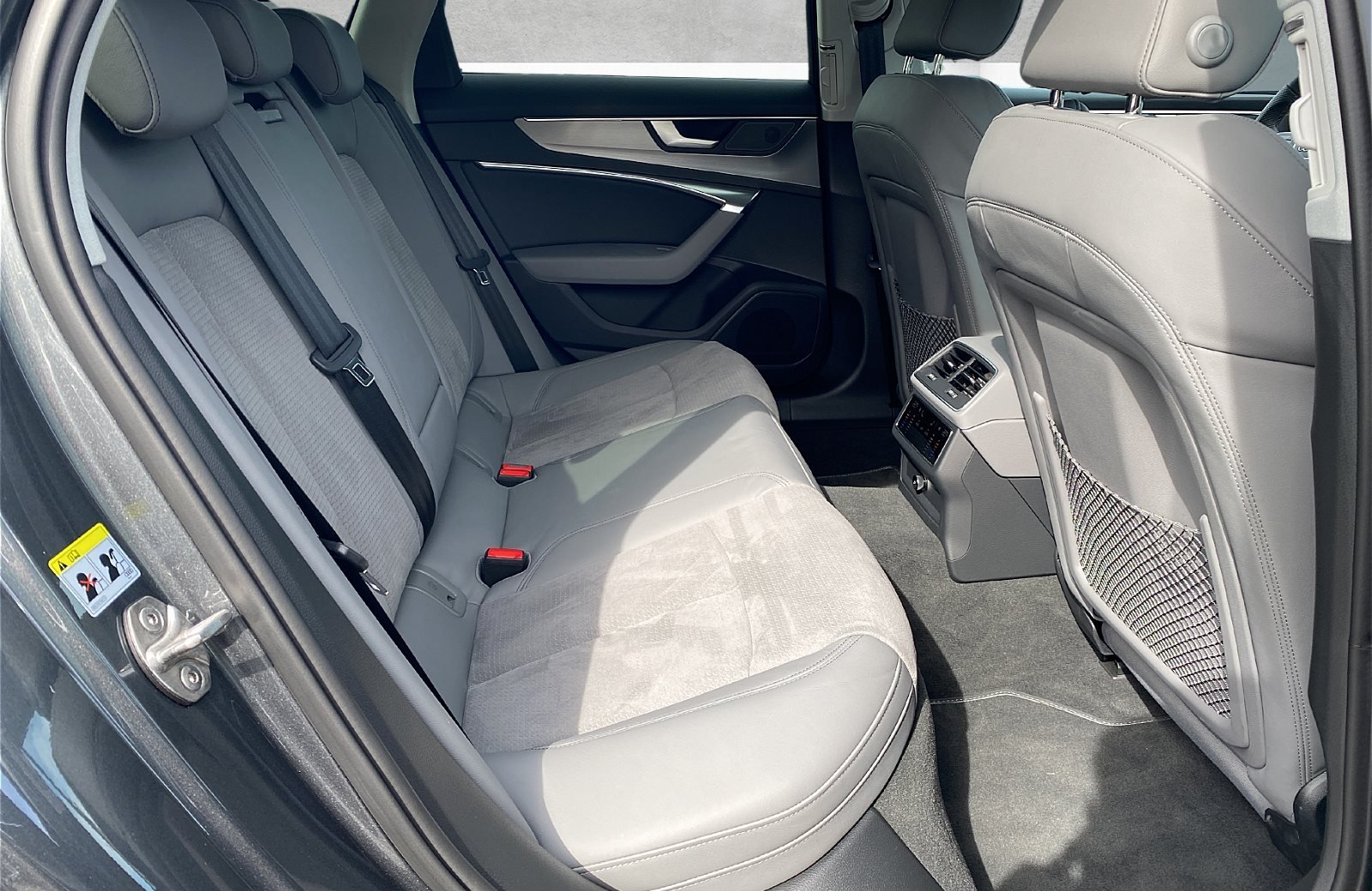 S6 Avant 3.0 TDI quattro Tiptronic LED Navi Luft Standhzg. RFK