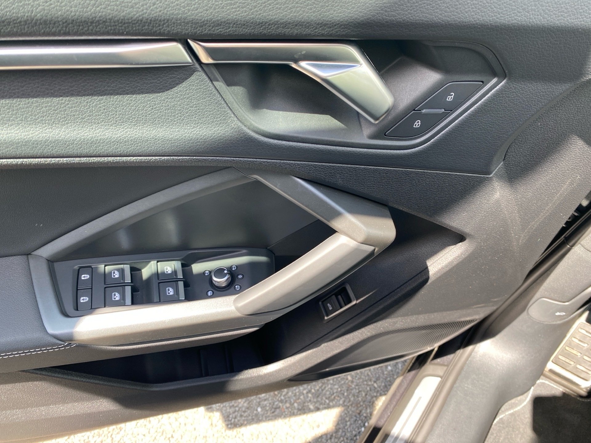 Q3 35 TFSI S line S-tronic Matrix Navi ACC AHK RFK