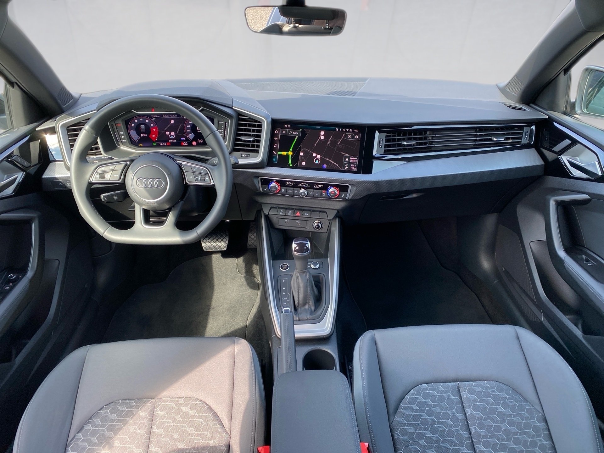 A1 allstreet 30 TFSI S-tronic LED Navi RFK SHZ