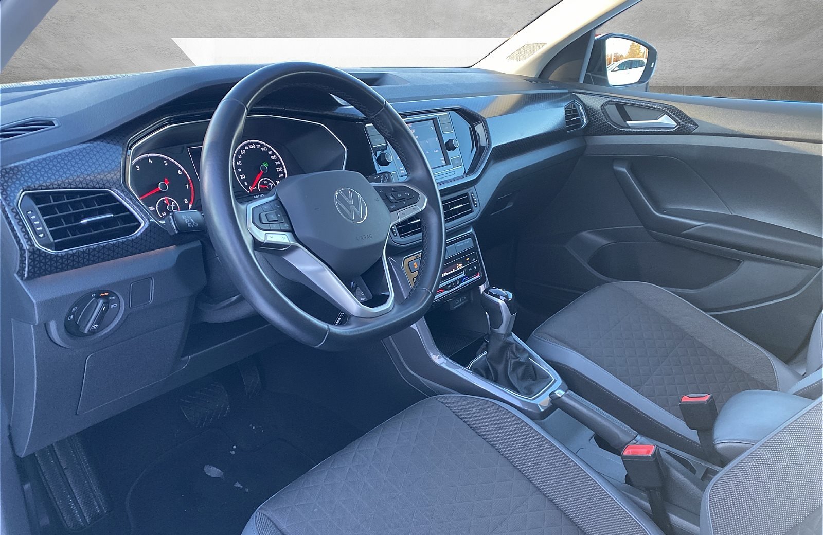 T-Cross 1.5 TSI Style DSG LED PDC SHZ App-Connect Bluetooth