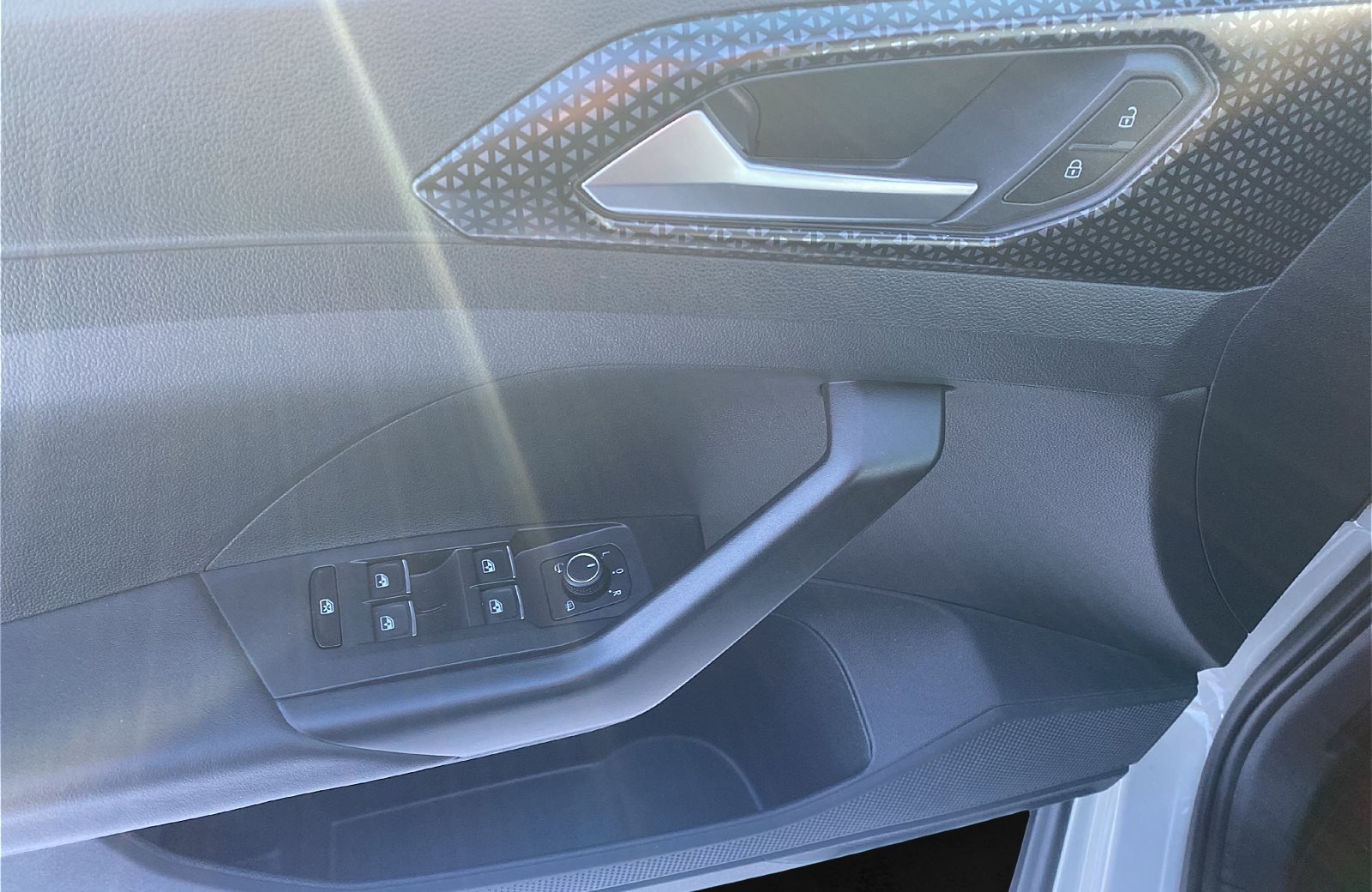 T-Cross 1.5 TSI Style DSG LED PDC SHZ App-Connect Bluetooth