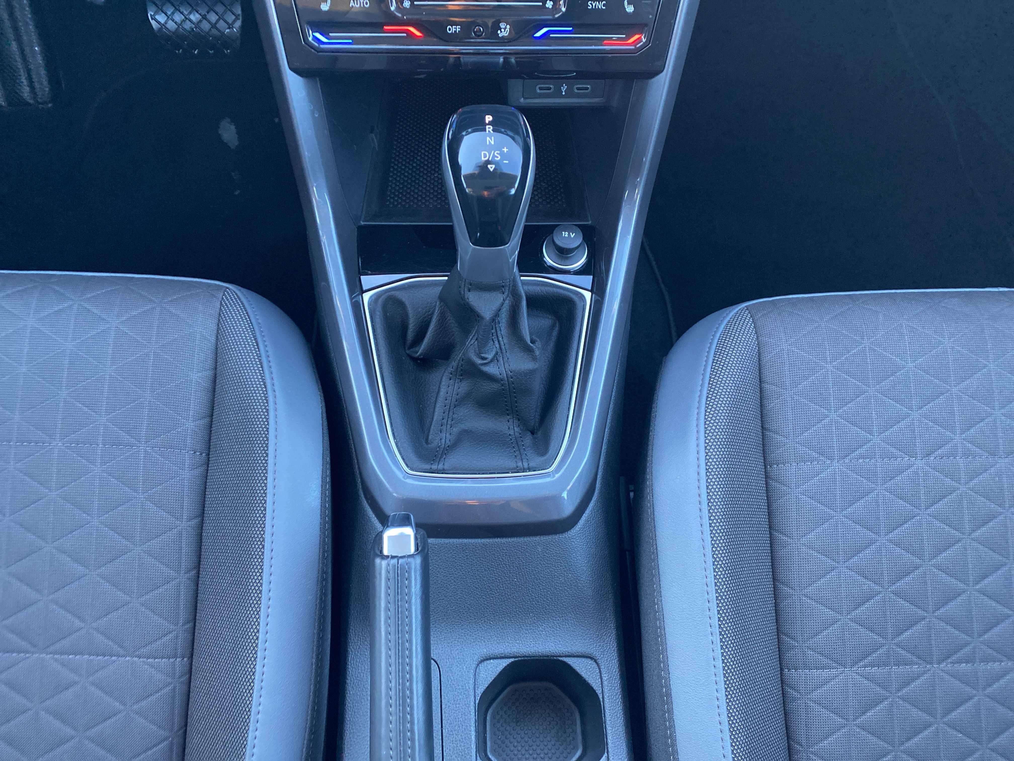 T-Cross 1.5 TSI Style DSG LED PDC SHZ App-Connect Bluetooth