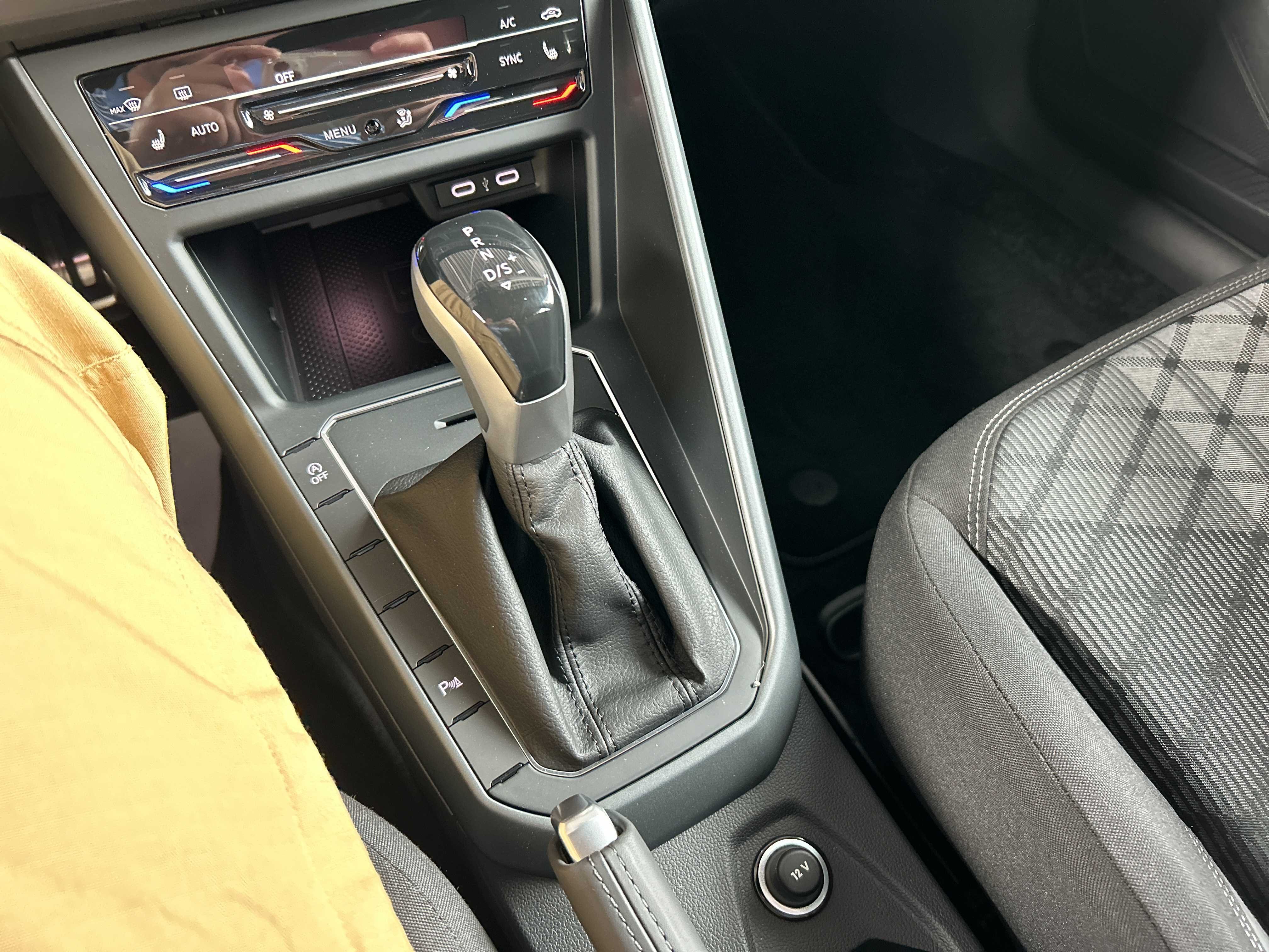 Polo R-Line 1.0 TSI 2xKlima ACC AUT KlimaA LED