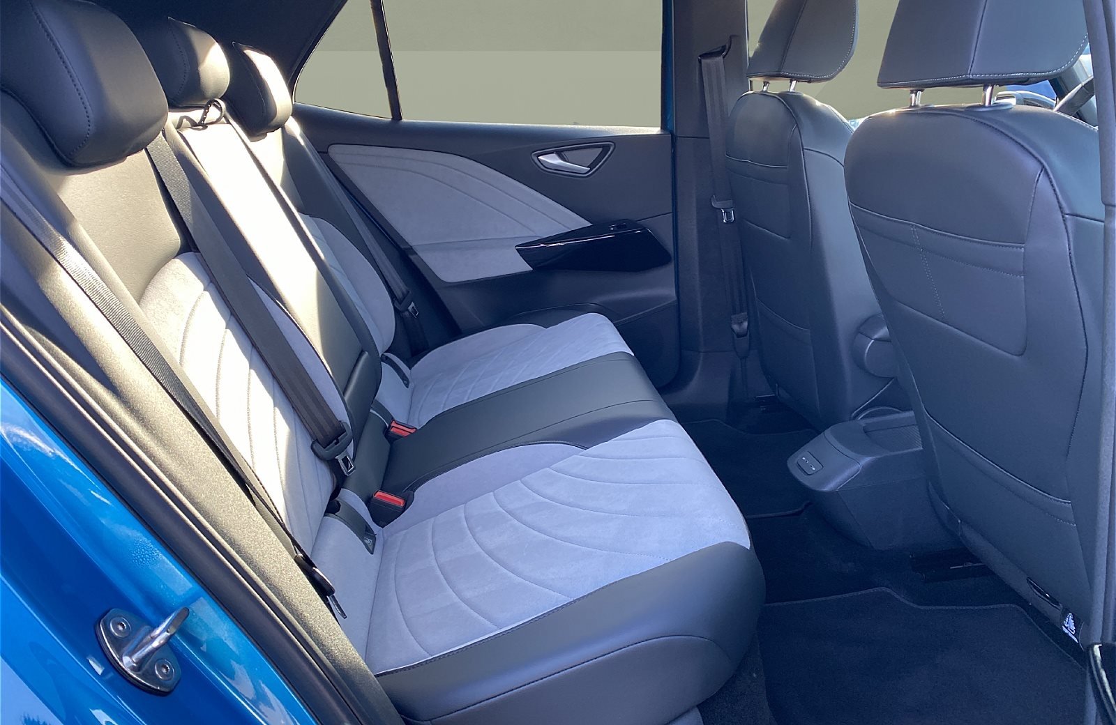 ID.3 Pro Goal LED Navi ACC AHK 2xKlima ACC AHK