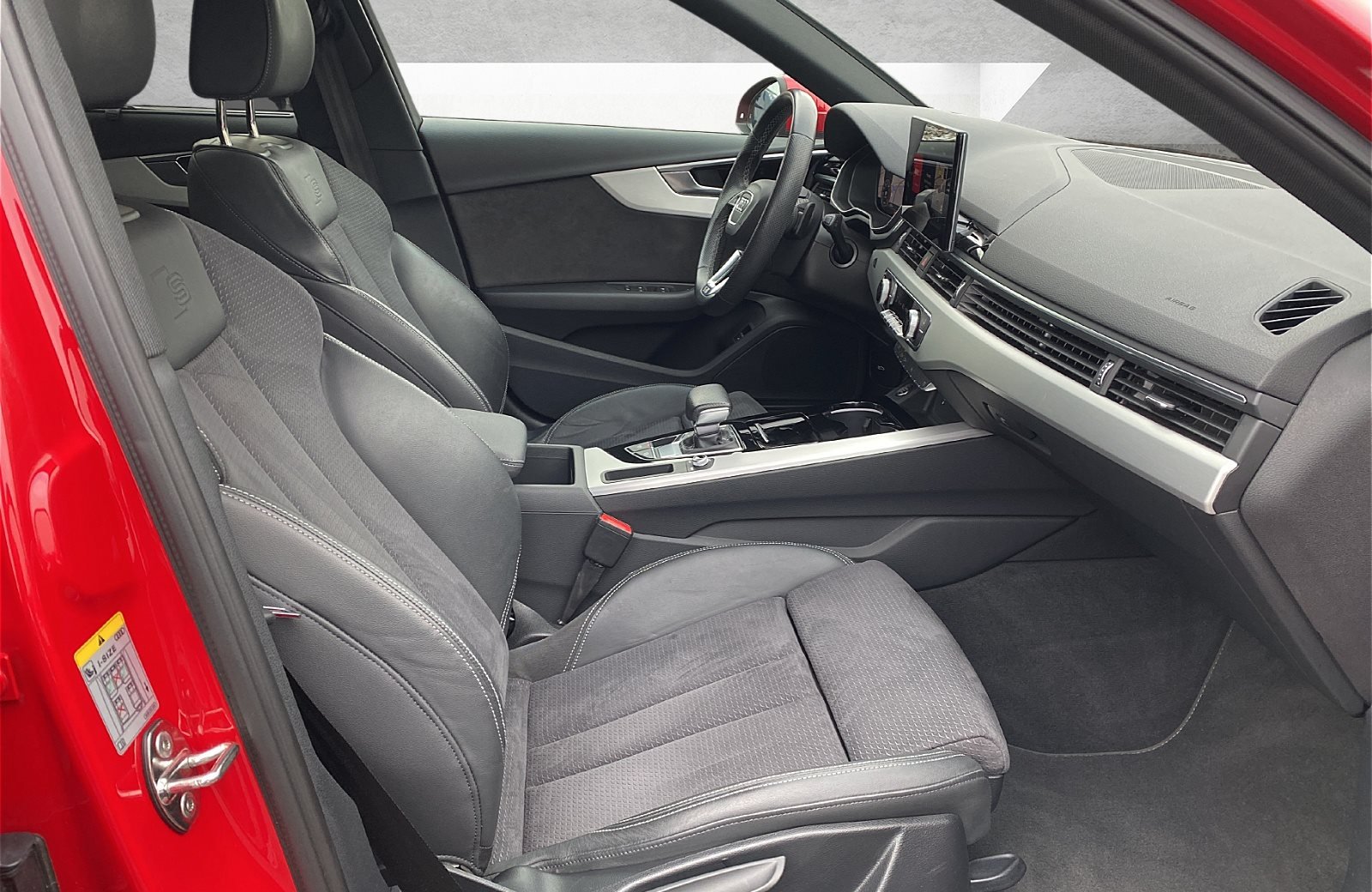 A4 Avant 40 TFSI S line Competition S-tronic LED Navi ACC RFK