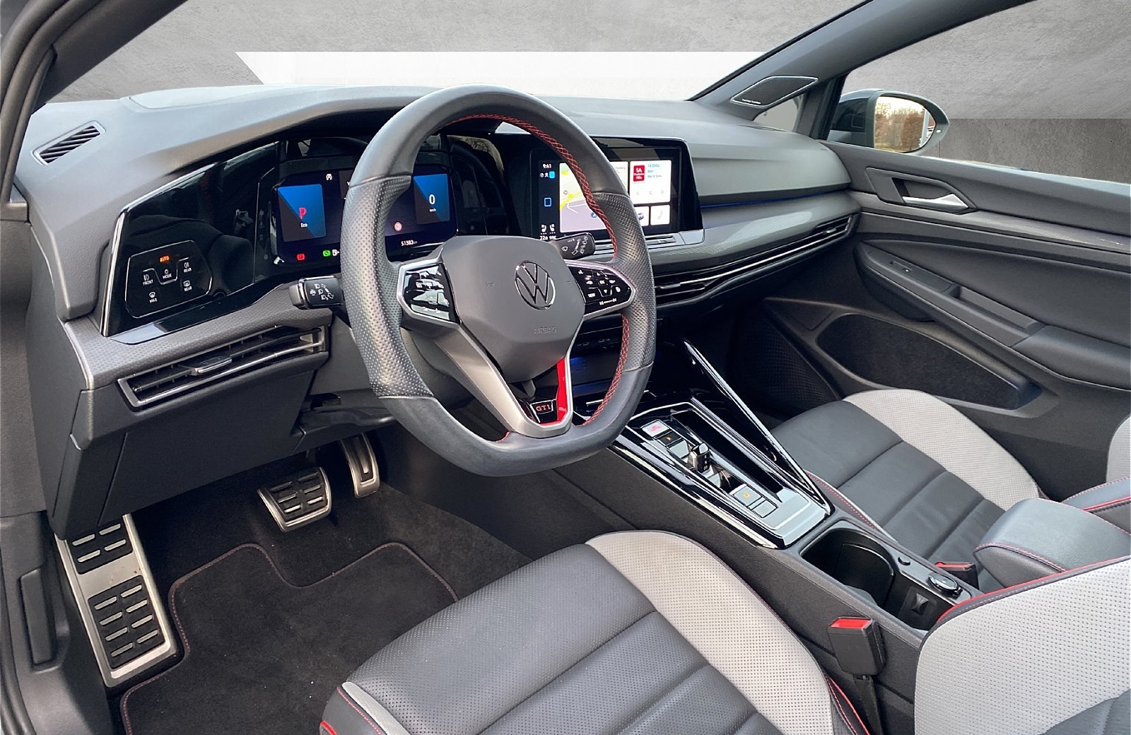 Golf VIII GTI 2.0 TSI Black Style DSG Matrix Navi Pano HuD Standheizung