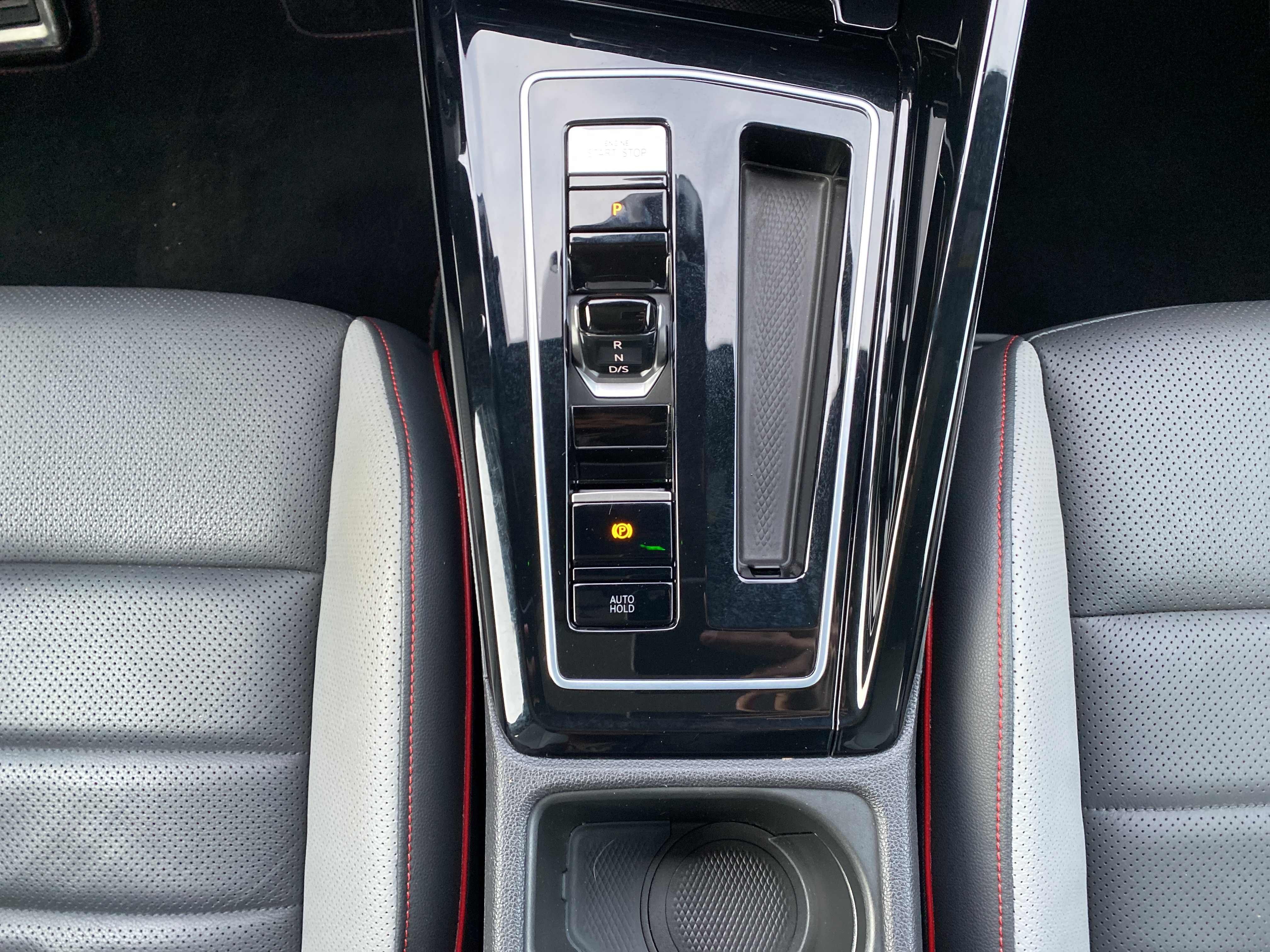 Golf VIII GTI 2.0 TSI Black Style DSG Matrix Navi Pano HuD Standheizung