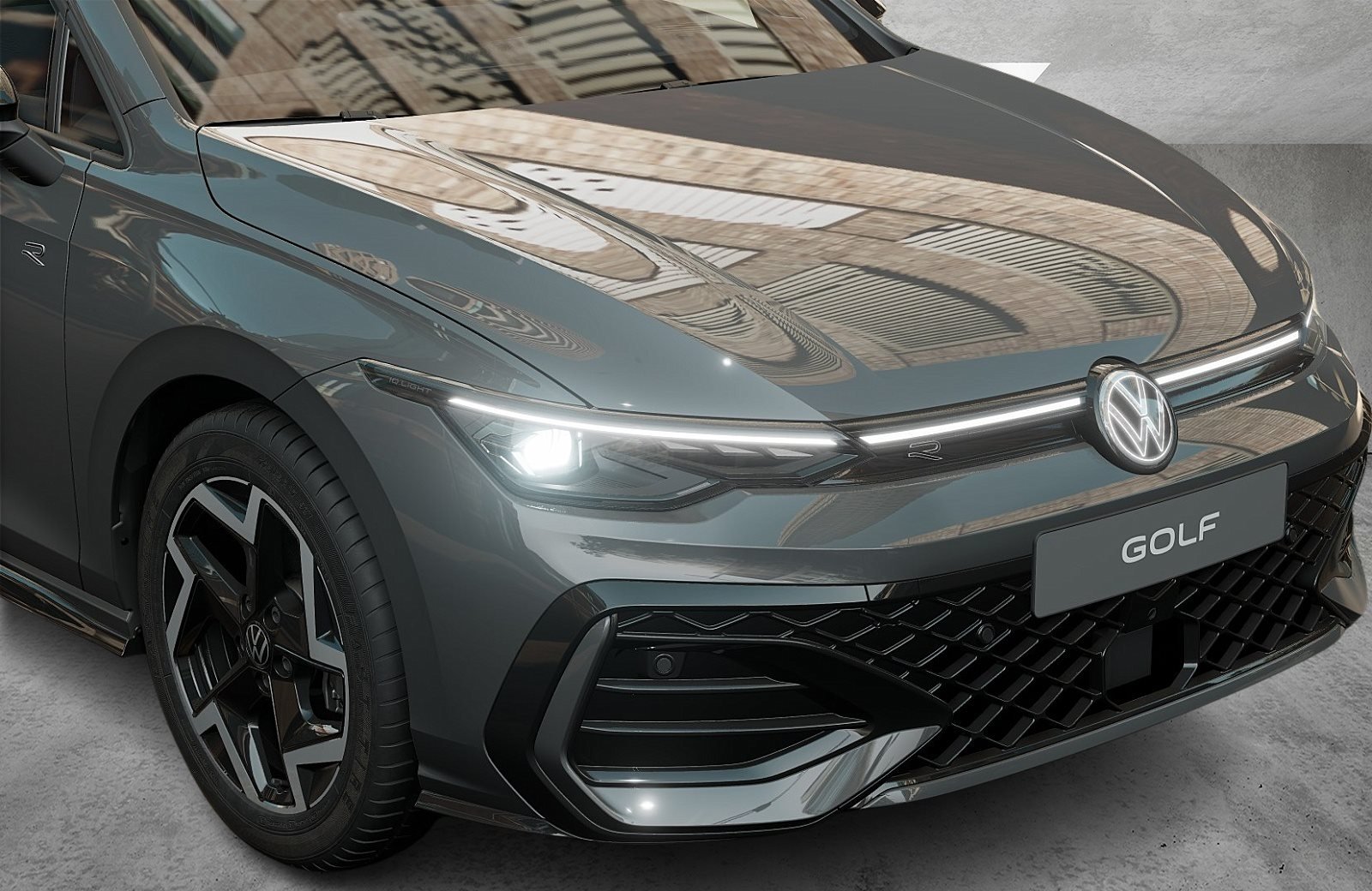 Golf VIII Variant R-Line 2.0 TDI 360 ACC AHK AUT