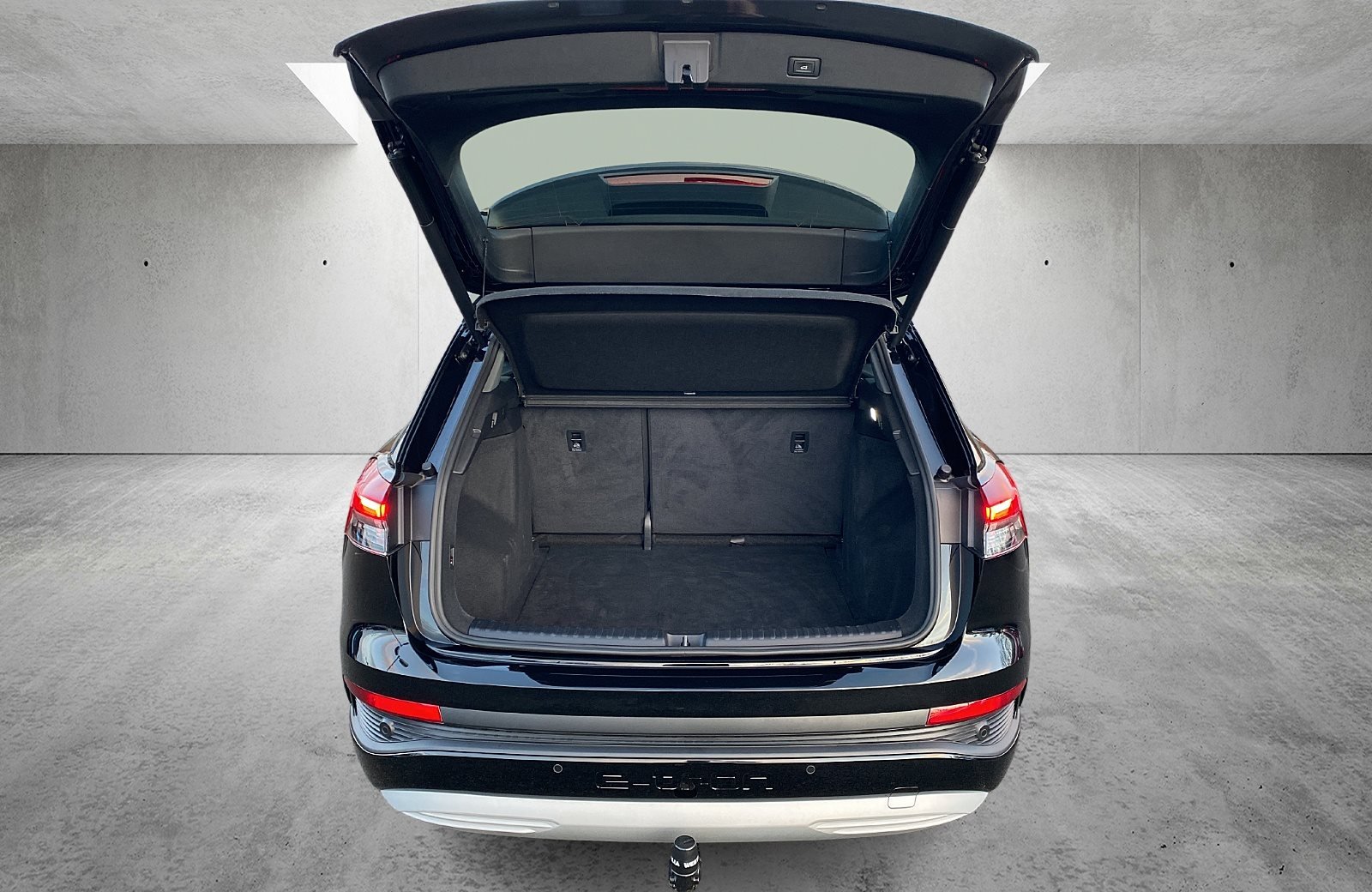 Q4 e-tron 45 Matrix Navi AHK ACC RFK AHK AUT HUD