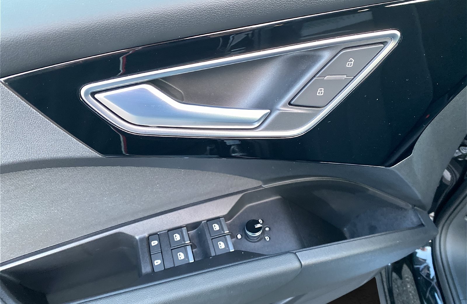 Q4 e-tron 45 Matrix Navi AHK ACC RFK AHK AUT HUD