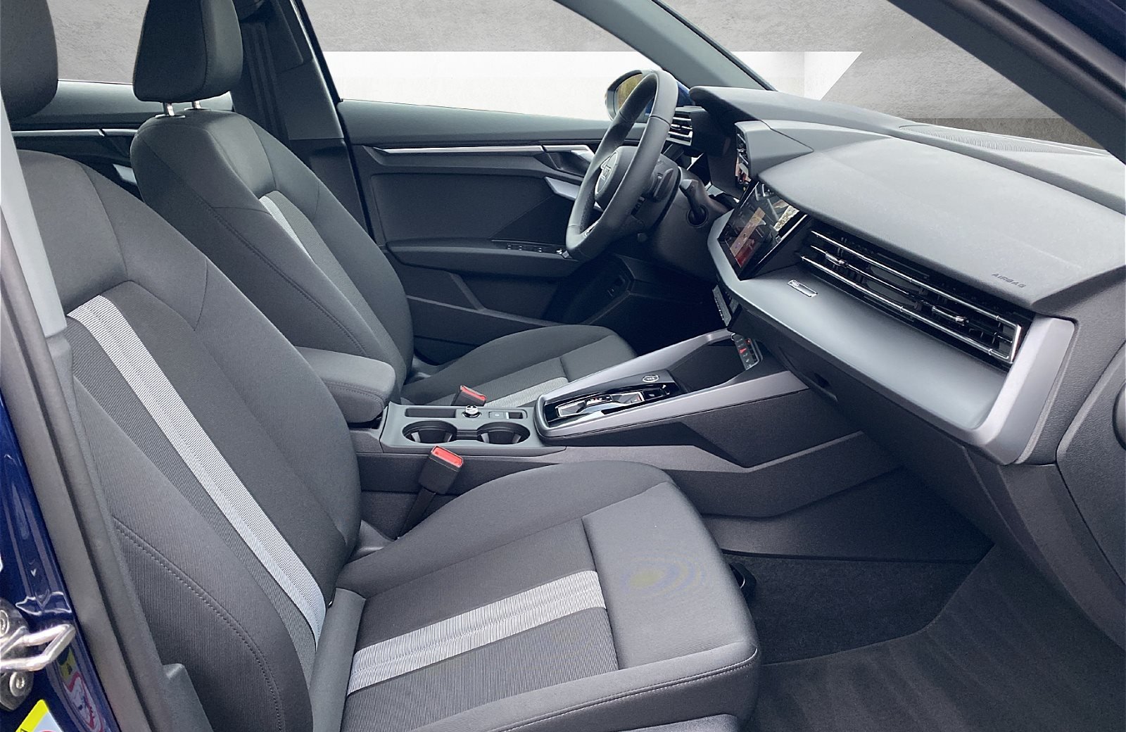 A3 Sportback 30 TFSI advanced S-tronic LED Navi ACC RFK