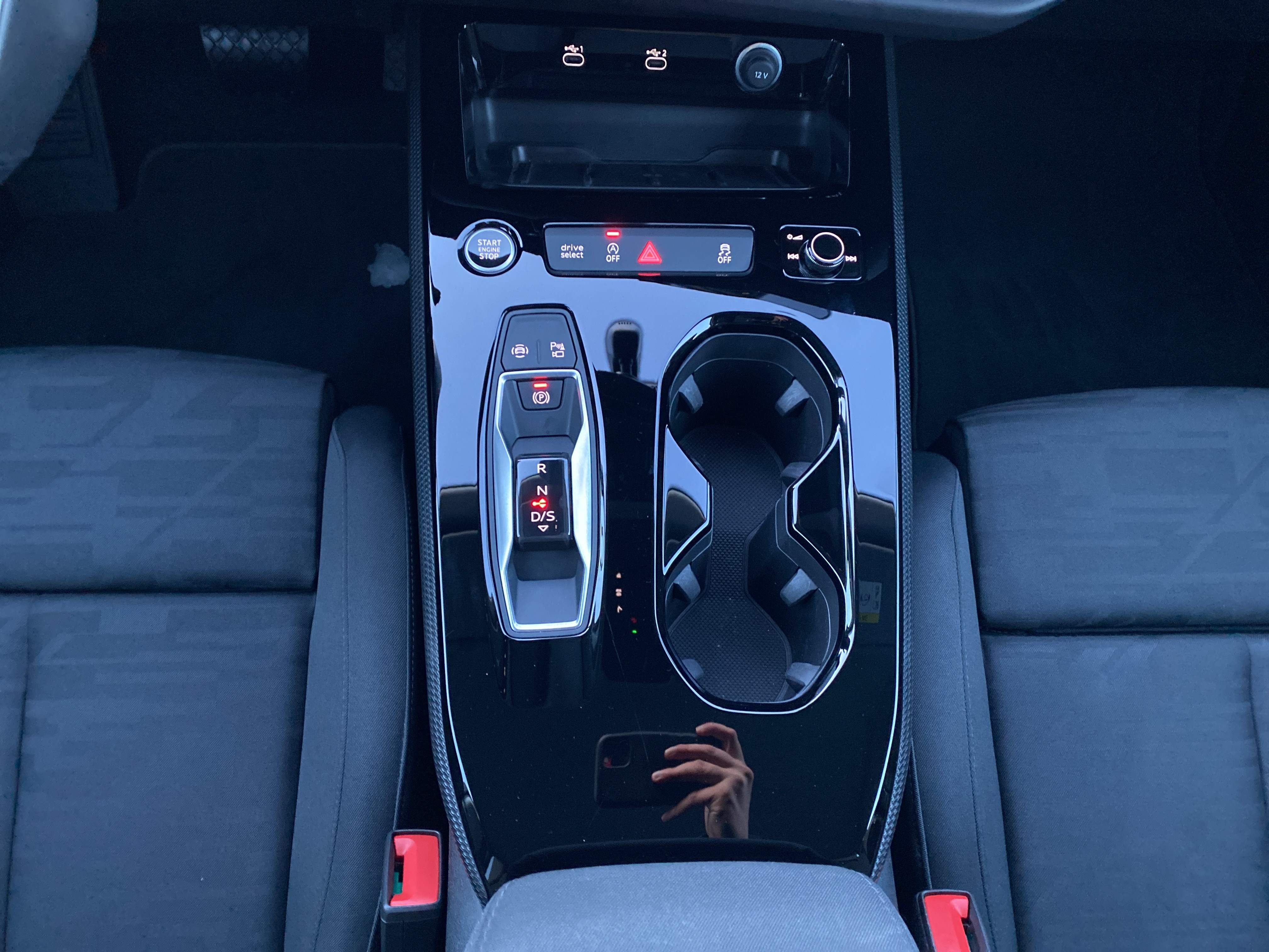 A5 Avant TFSI LED Plus Navi ACC AHK 19 RFK ACC