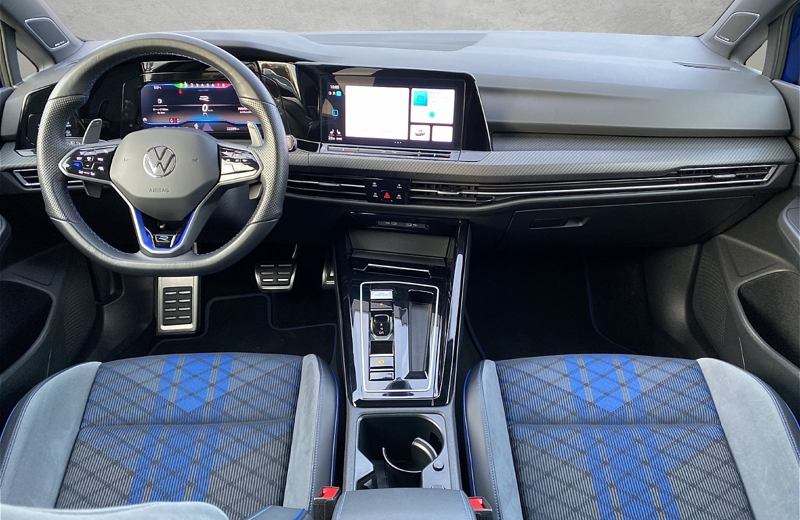 Golf R 2.0 TSI 4Motion DSG Matrix ACC Pano RFK Harman-Kardon