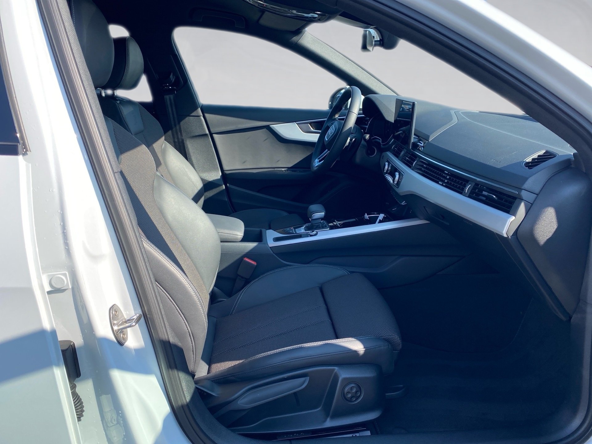 A4 Avant 35 TDI S line S-tronic Competition Edition LED Navi ACC