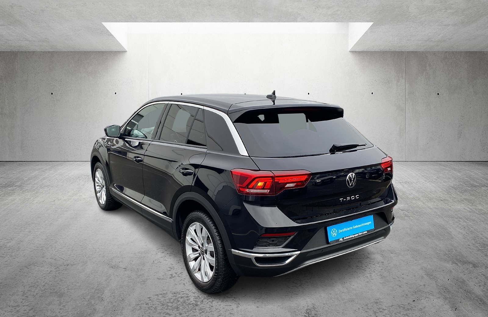 T-Roc 1.5 TSI Sport DSG Navi AHK PDC RFK SHZ AHK