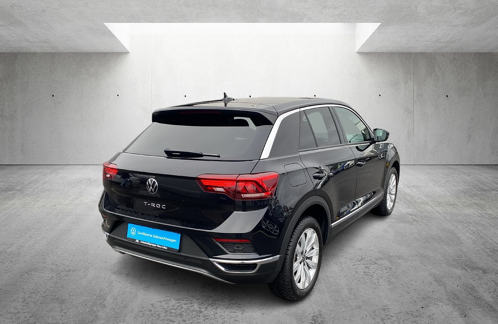 T-Roc 1.5 TSI Sport DSG Navi AHK PDC RFK SHZ AHK