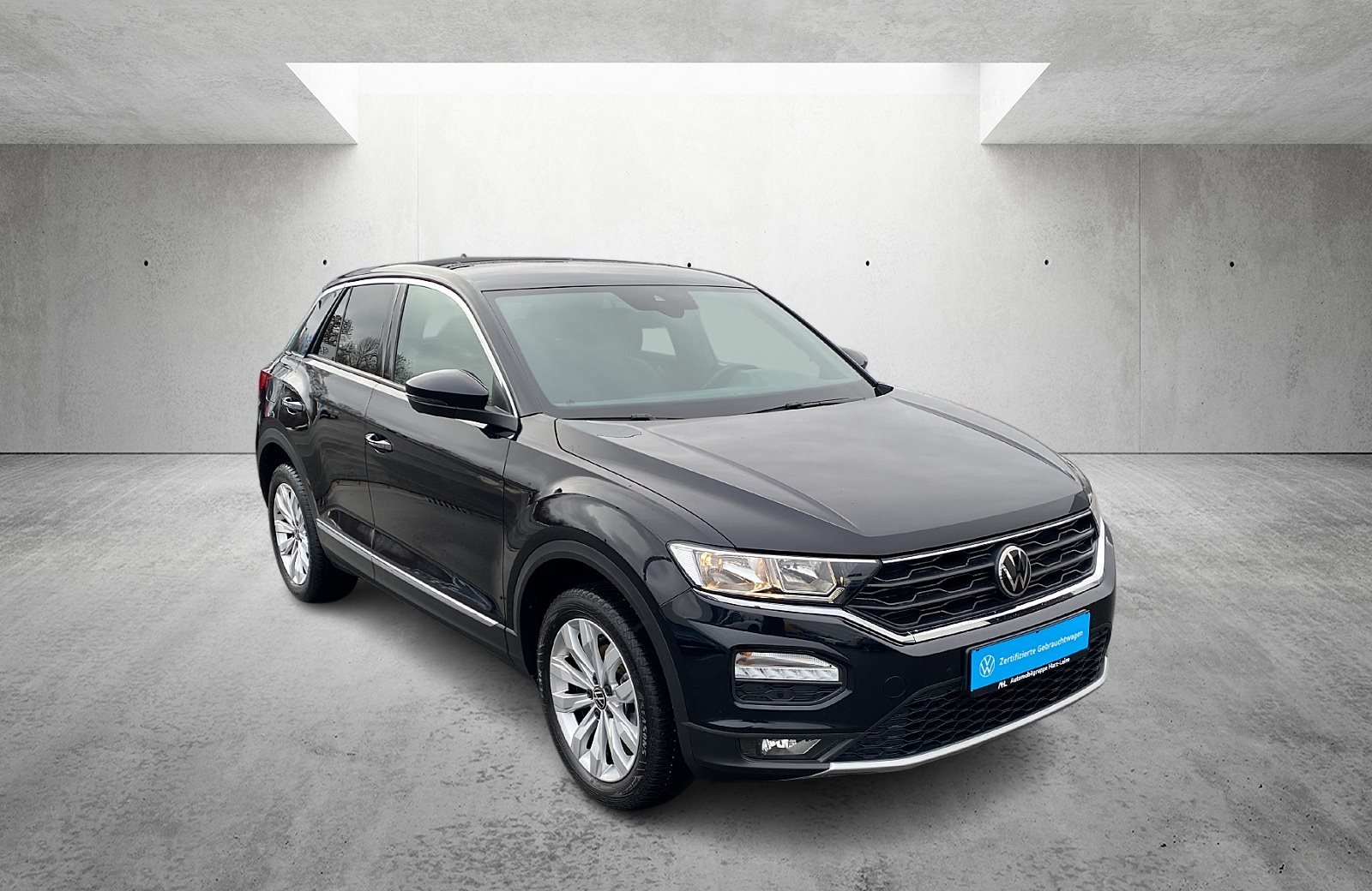 T-Roc 1.5 TSI Sport DSG Navi AHK PDC RFK SHZ AHK