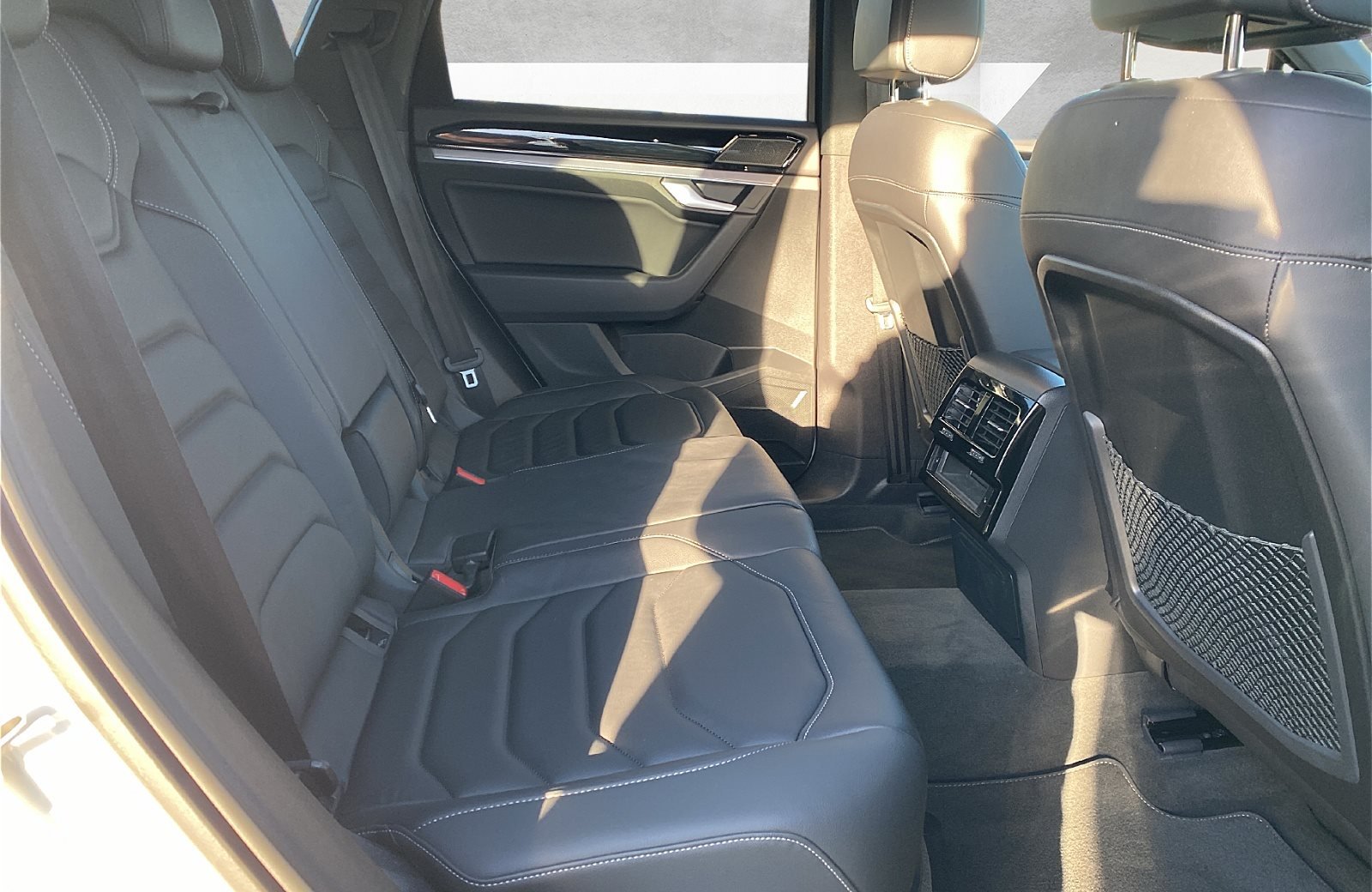 Touareg 3.0 TDI R-Line BlackStyle Matrix Navi ACC Standhzg.