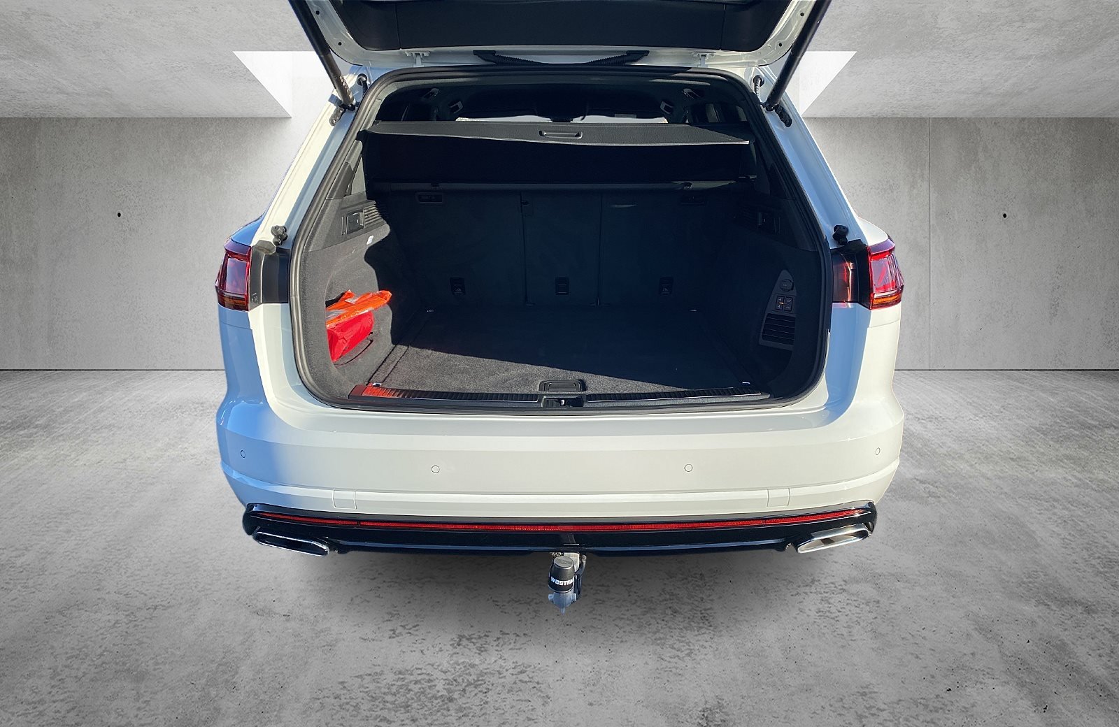 Touareg 3.0 TDI R-Line BlackStyle Matrix Navi ACC Standhzg.