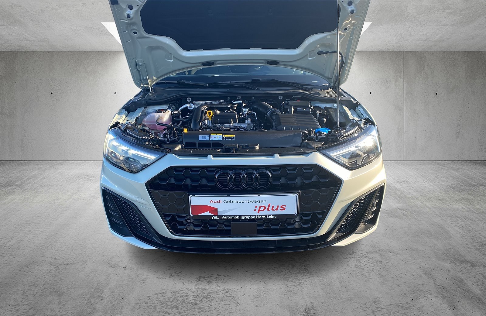 A1 Sportback 30 TFSI S line S-tronic LED Navi ACC Optik schwarz