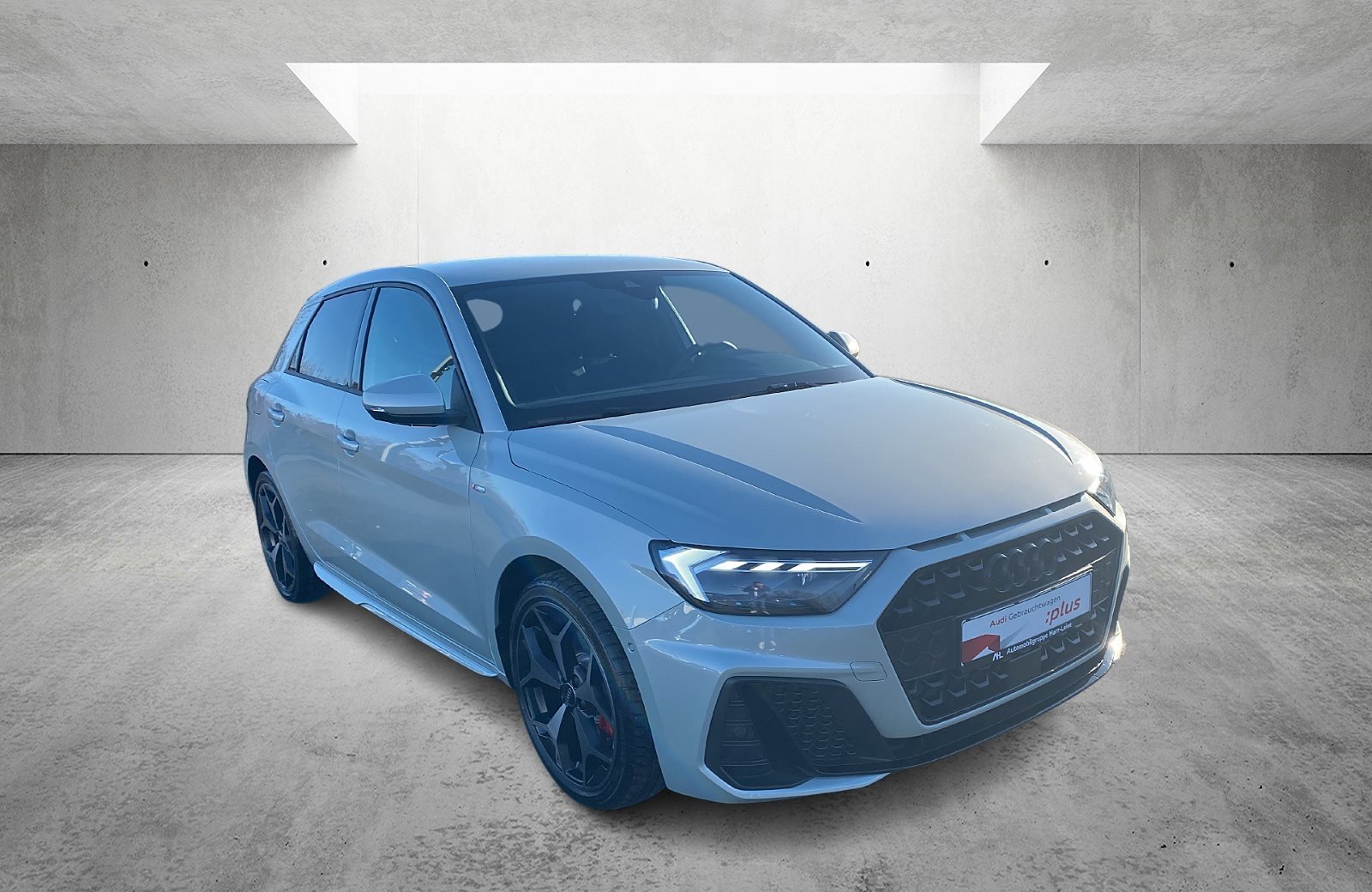 A1 Sportback 30 TFSI S line S-tronic LED Navi ACC Optik schwarz