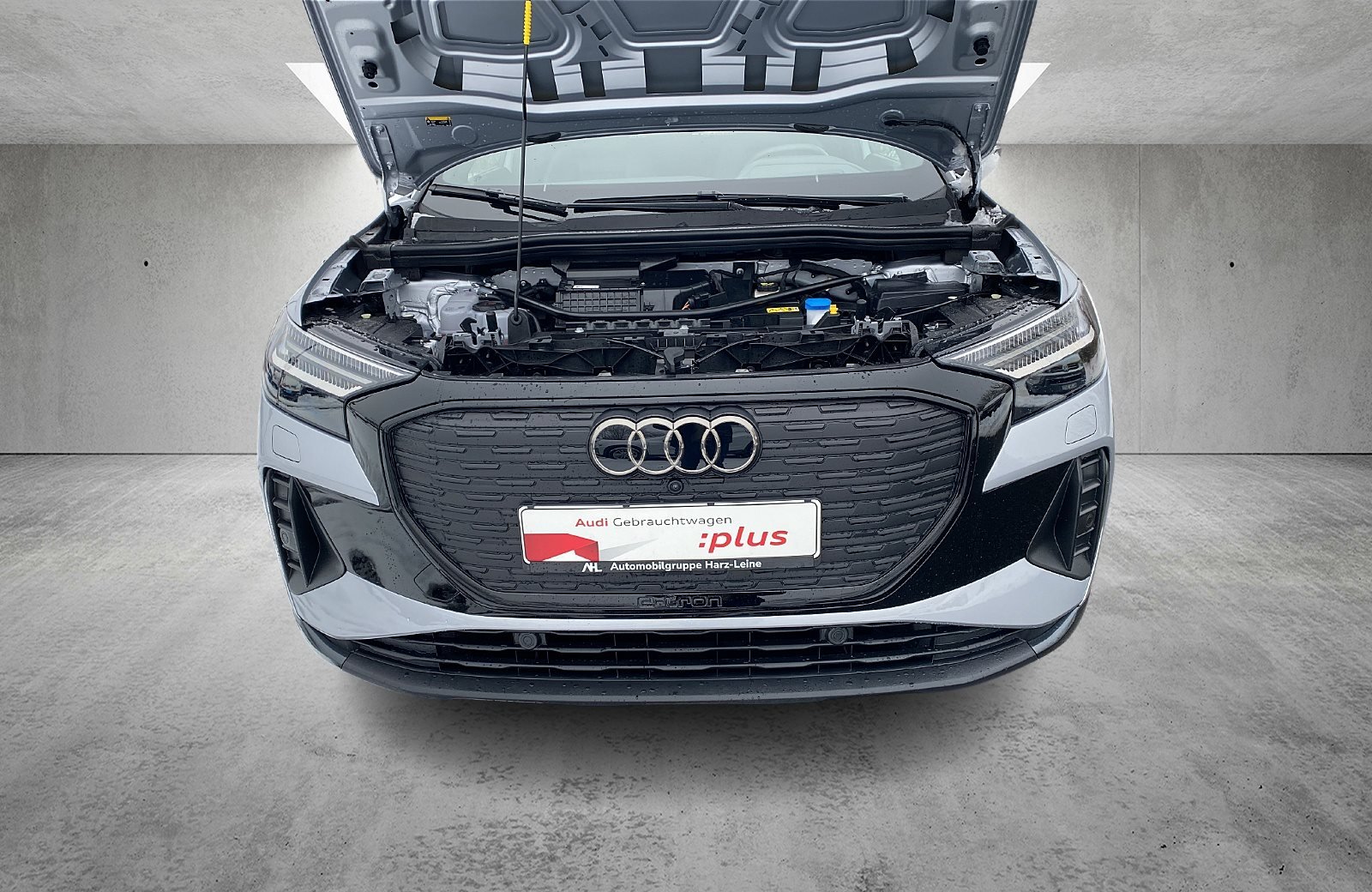 Q4 e-tron 35 S line Matrix Navi HuD Wärmepumpe