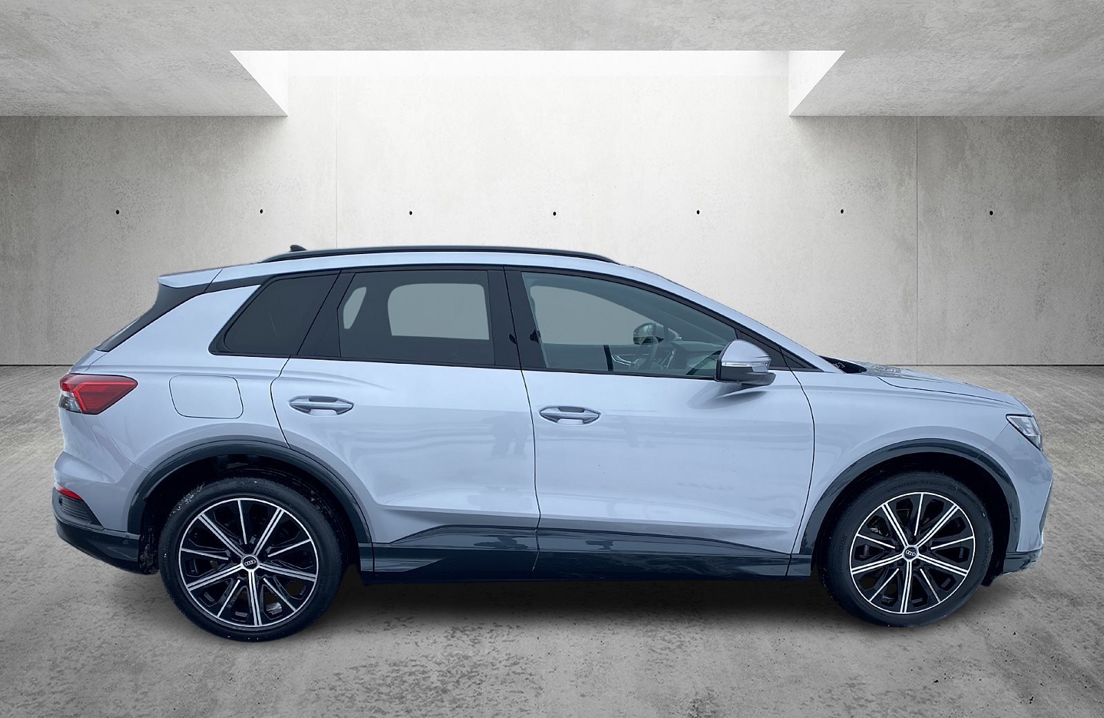 Q4 e-tron 35 S line Matrix Navi HuD Wärmepumpe