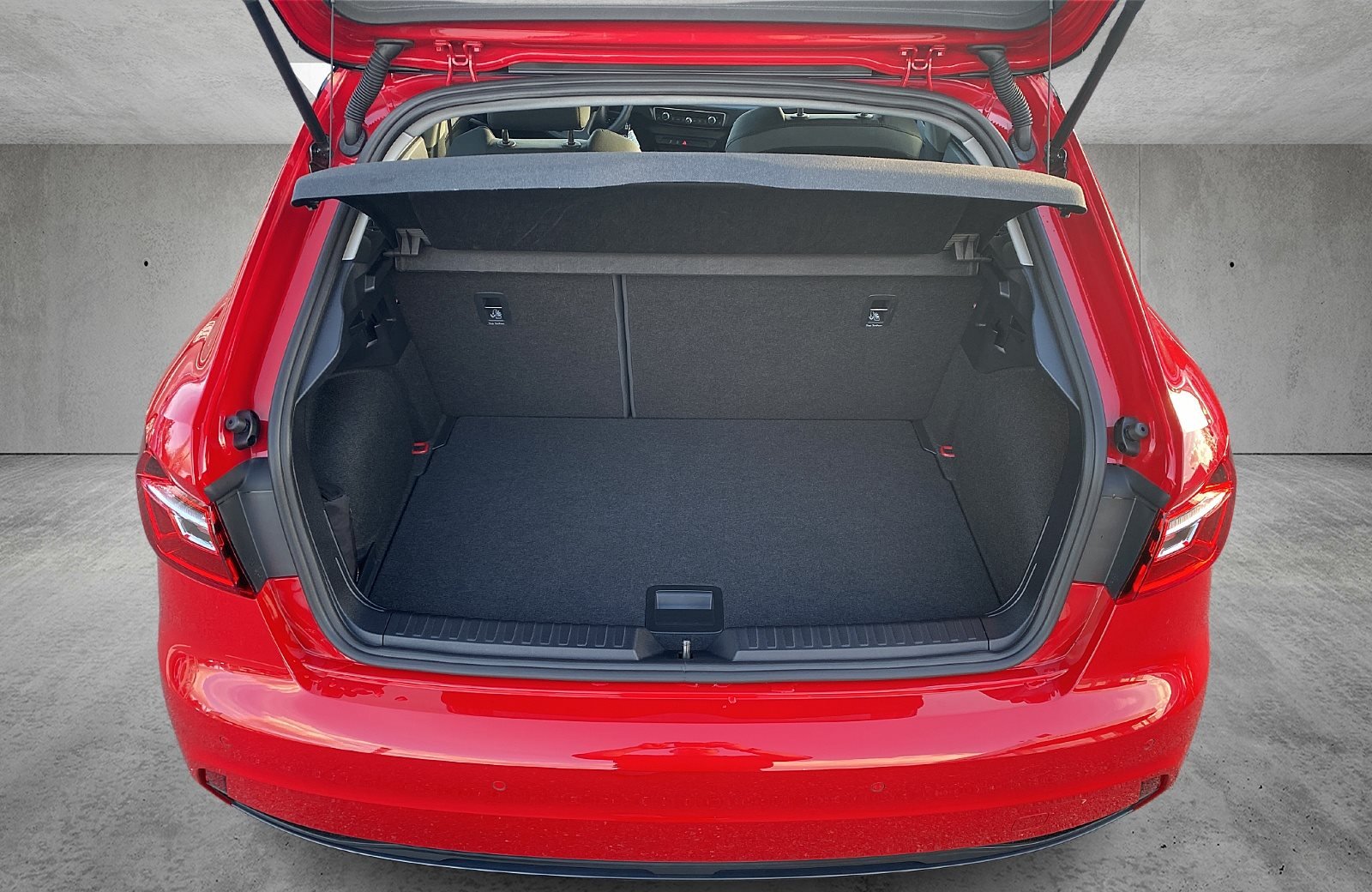 A1 Sportback 25 TFSI advanced S-tronic MMI Bluetooth PDC SHZ