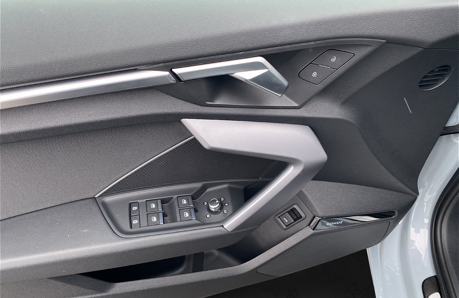 A3 Sportback 30 TFSI advanced S-tronic Matrix Navi ACC AHK Standhzg.