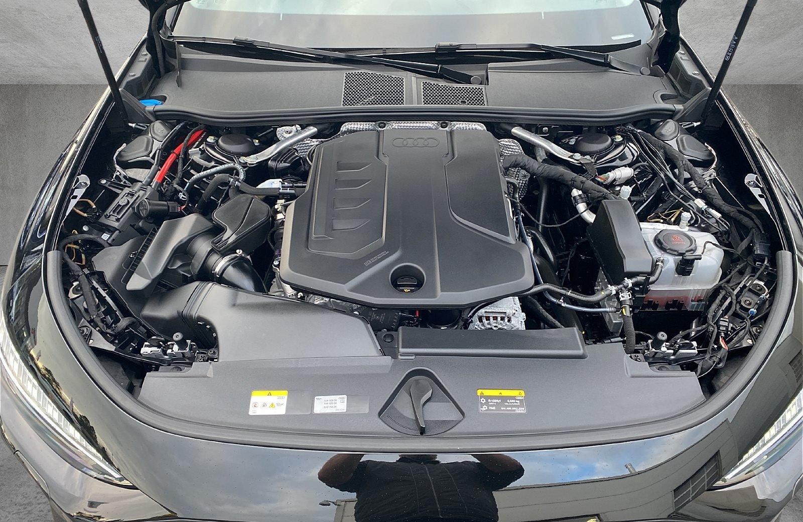 A5 Avant TFSI advanced quattro S-tronic LED Plus Navi ACC AHK RFK