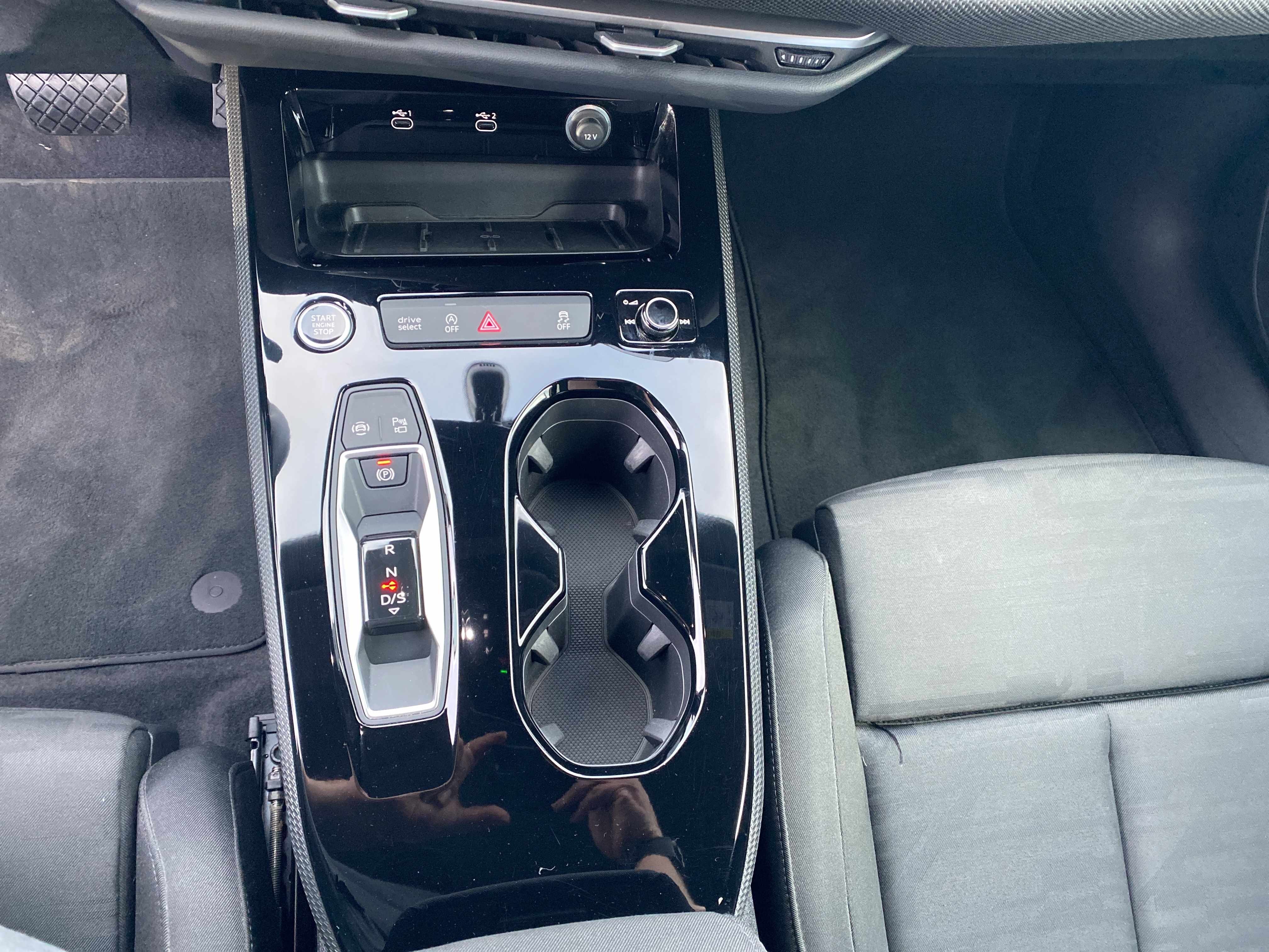 A5 Avant TFSI advanced quattro S-tronic LED Plus Navi ACC AHK RFK