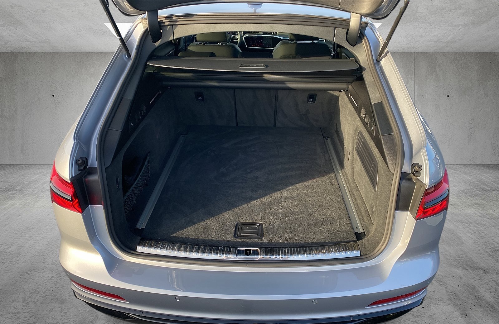 A6 Avant 45 TFSI S line quattro S-tronic Matrix Navi ACC Pano AHK RFK