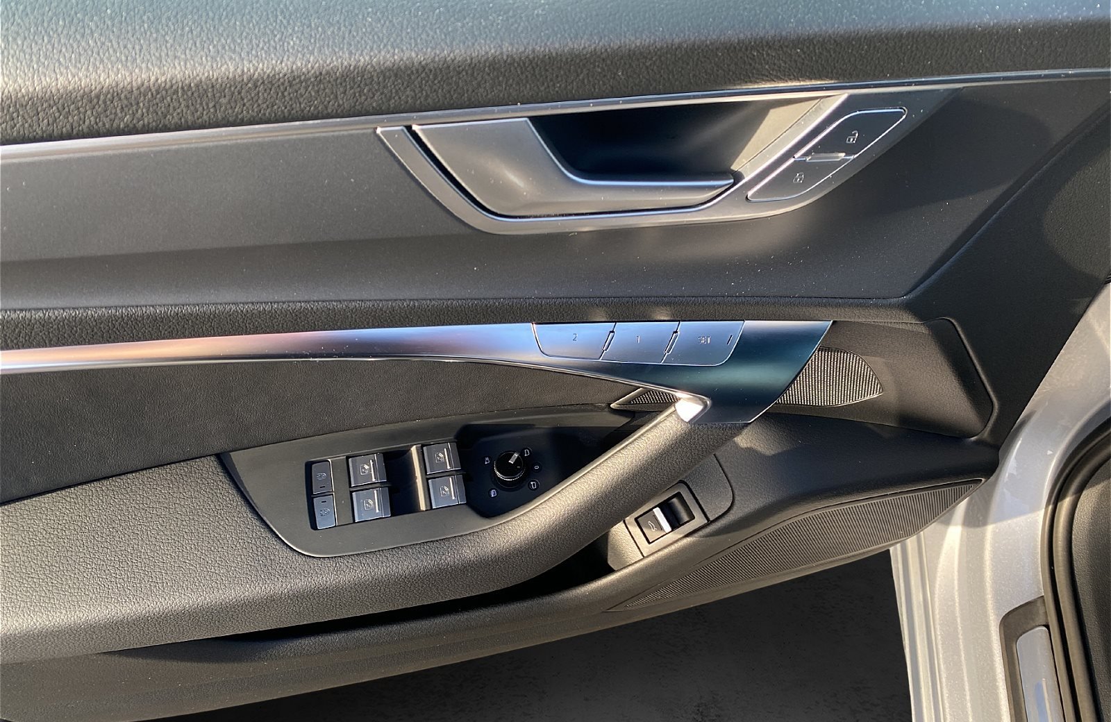 A6 Avant 45 TFSI S line quattro S-tronic Matrix Navi ACC Pano AHK RFK