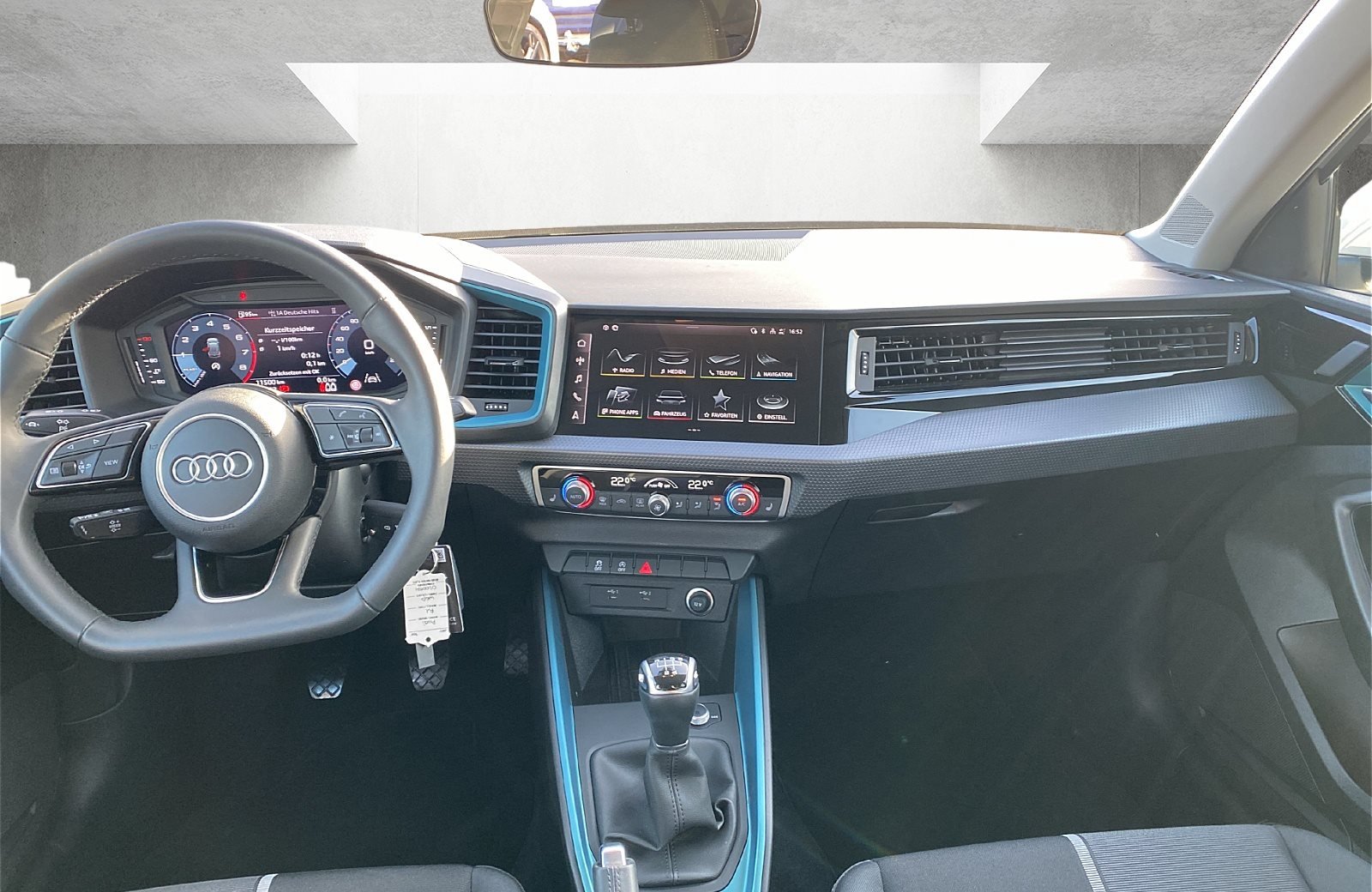 A1 Sportback 25 TFSI advanced MMI Bluetooth GRA PDC SHZ