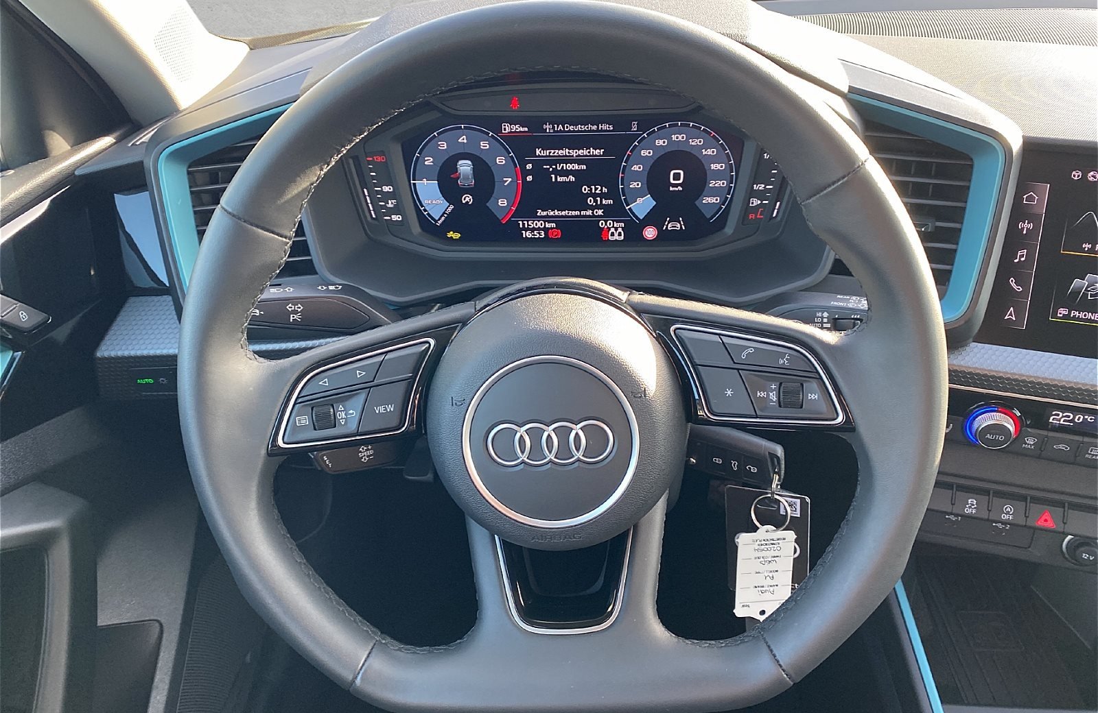 A1 Sportback 25 TFSI advanced MMI Bluetooth GRA PDC SHZ