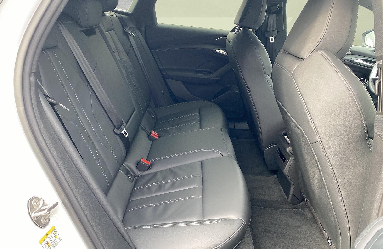 A6 Avant e-tron S line performance LED Plus Navi ACC AHK Leder