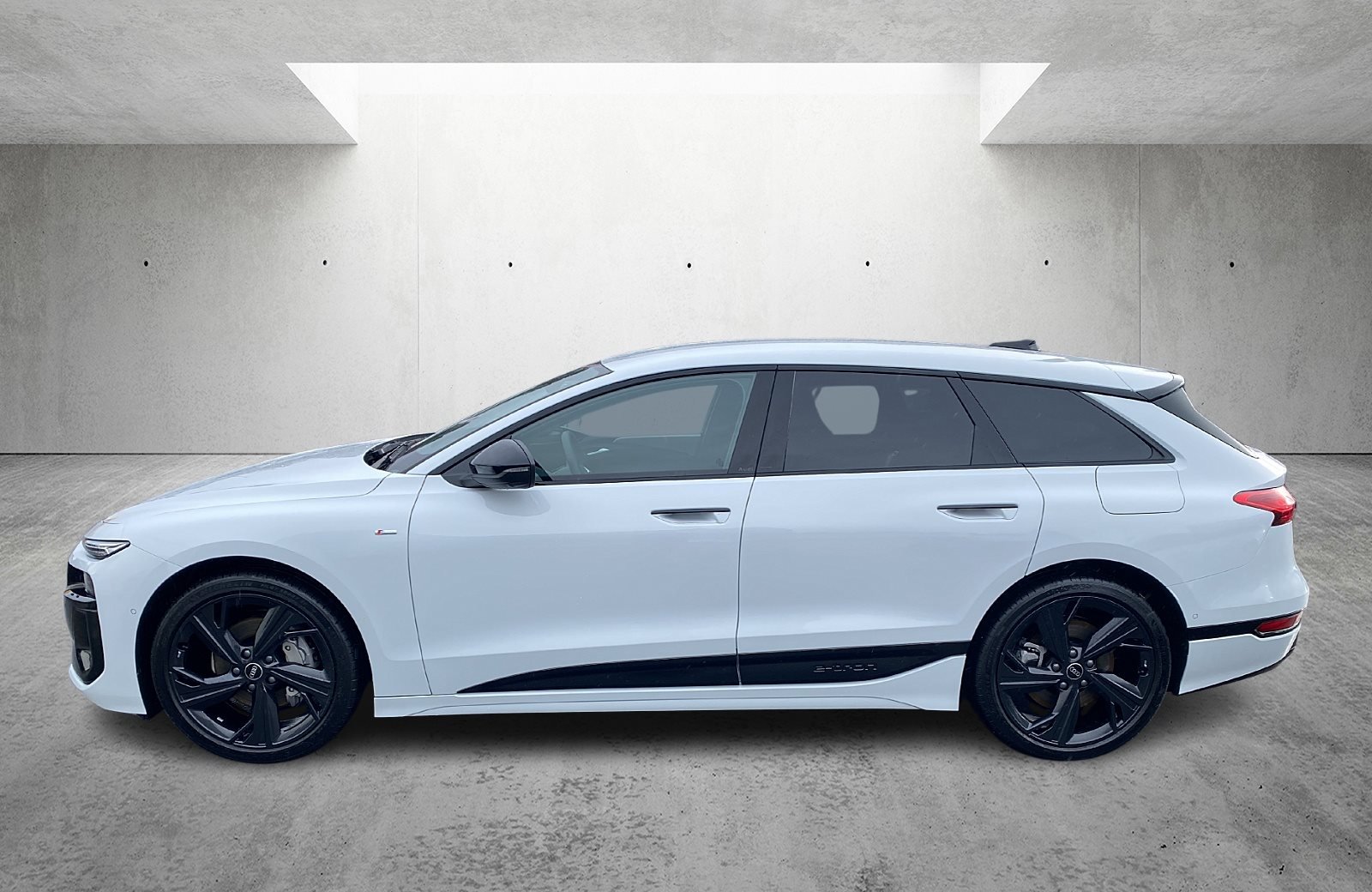 A6 Avant e-tron S line performance LED Plus Navi ACC AHK Leder