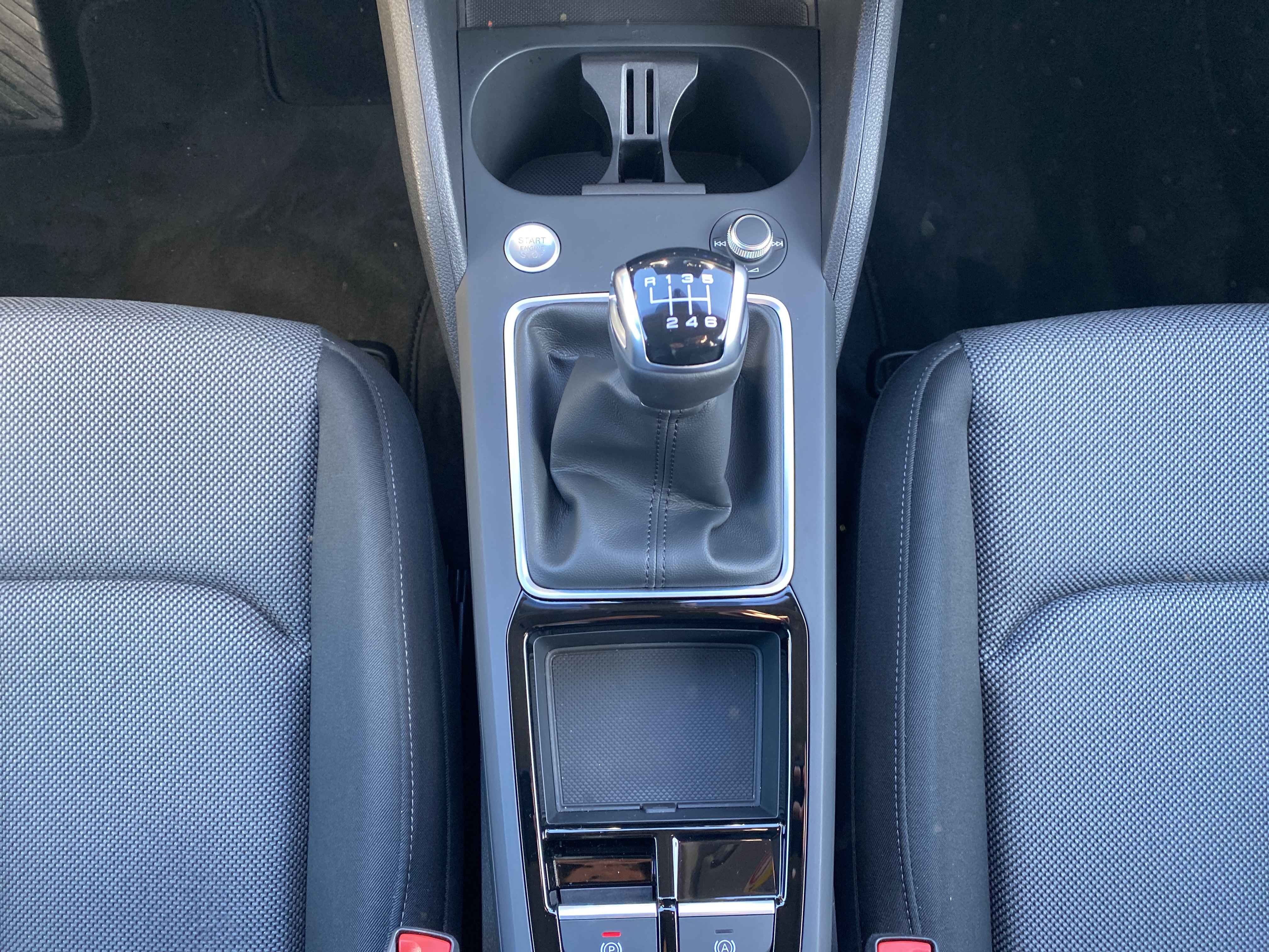 Q2 35 TFSI advanced Matrix ACC AHK Standhzg. ACC