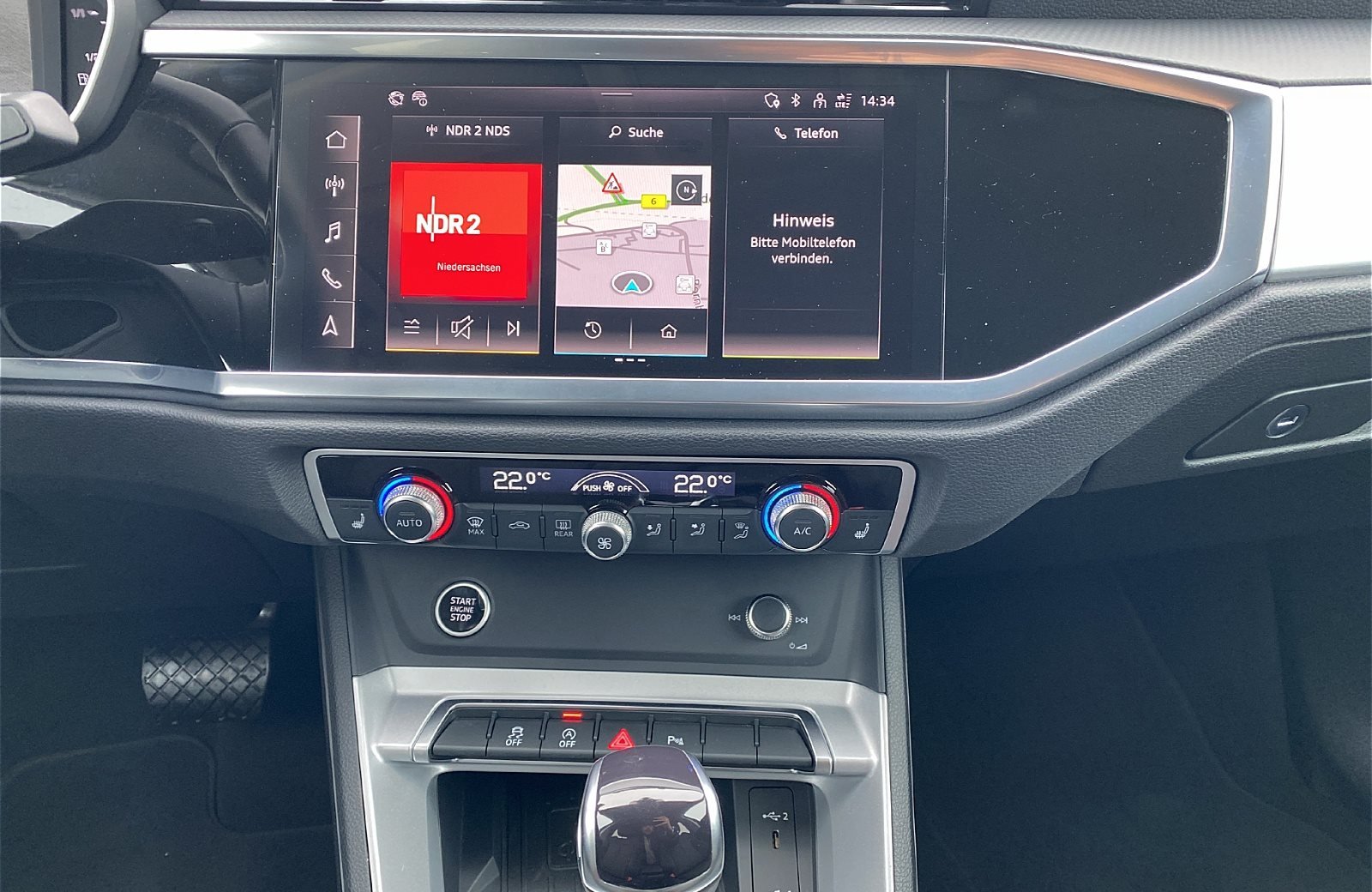 Q3 35 TFSI advanced S-tronic LED Navi ACC AHK Optik schwarz