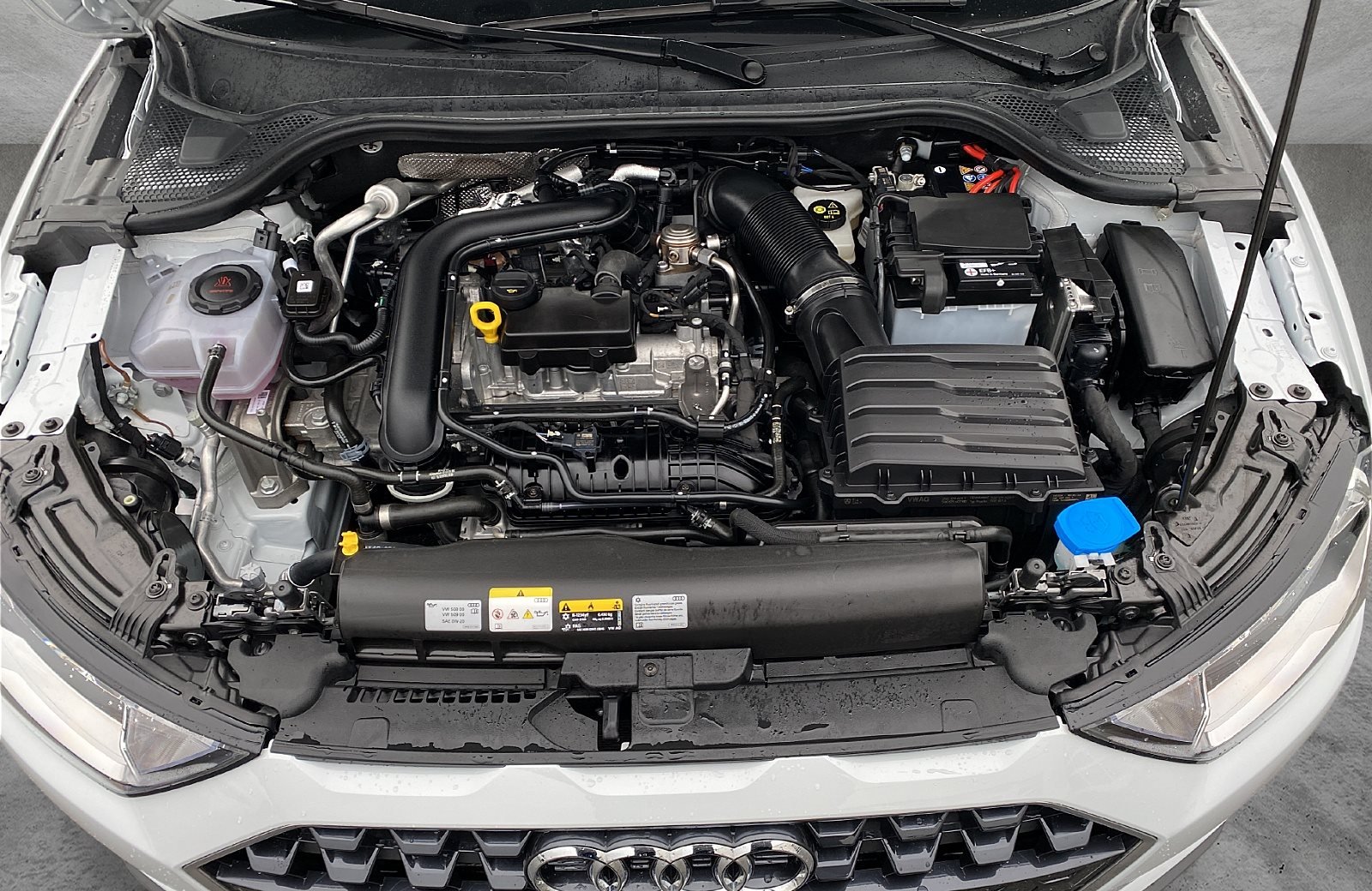 A1 Sportback 25 TFSI advanced MMI Bluetooth GRA PDC SHZ