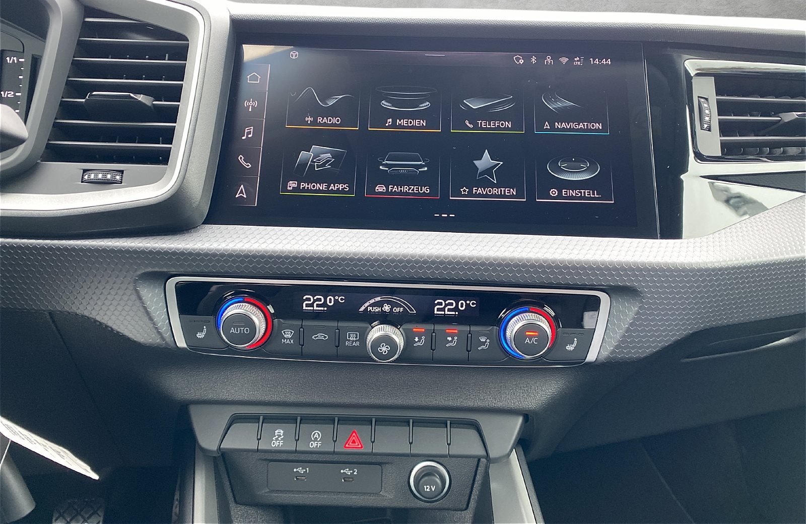 A1 Sportback 25 TFSI advanced MMI Bluetooth GRA PDC SHZ