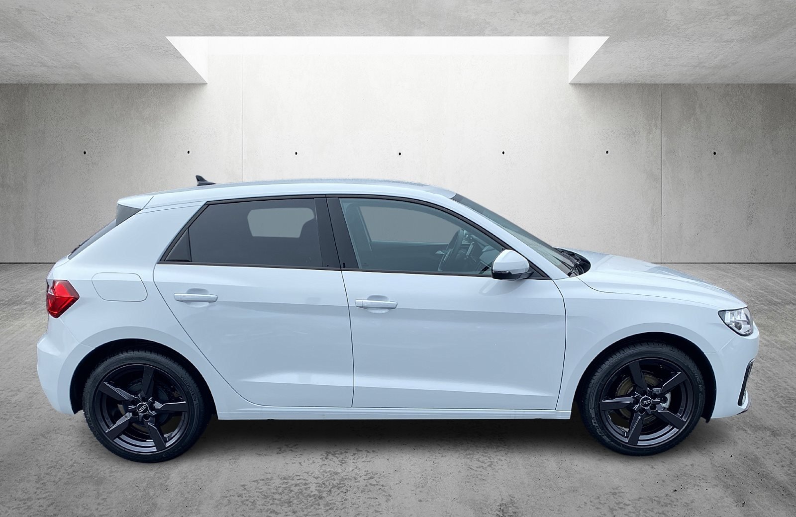 A1 Sportback 25 TFSI advanced MMI Bluetooth GRA PDC SHZ