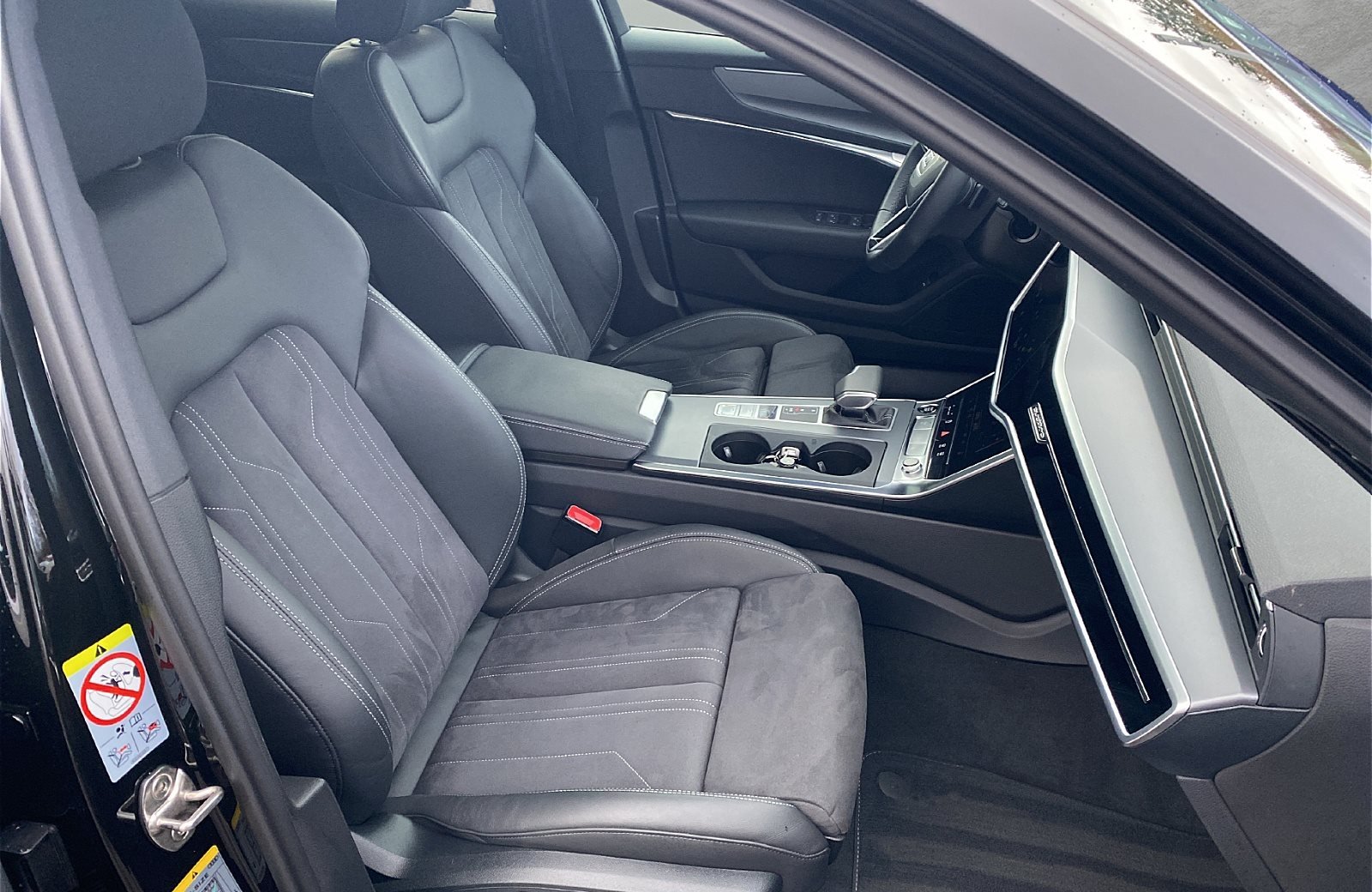 A6 Avant 45 TFSI S line quattro S-tronic Matrix Navi ACC Pano AHK RFK